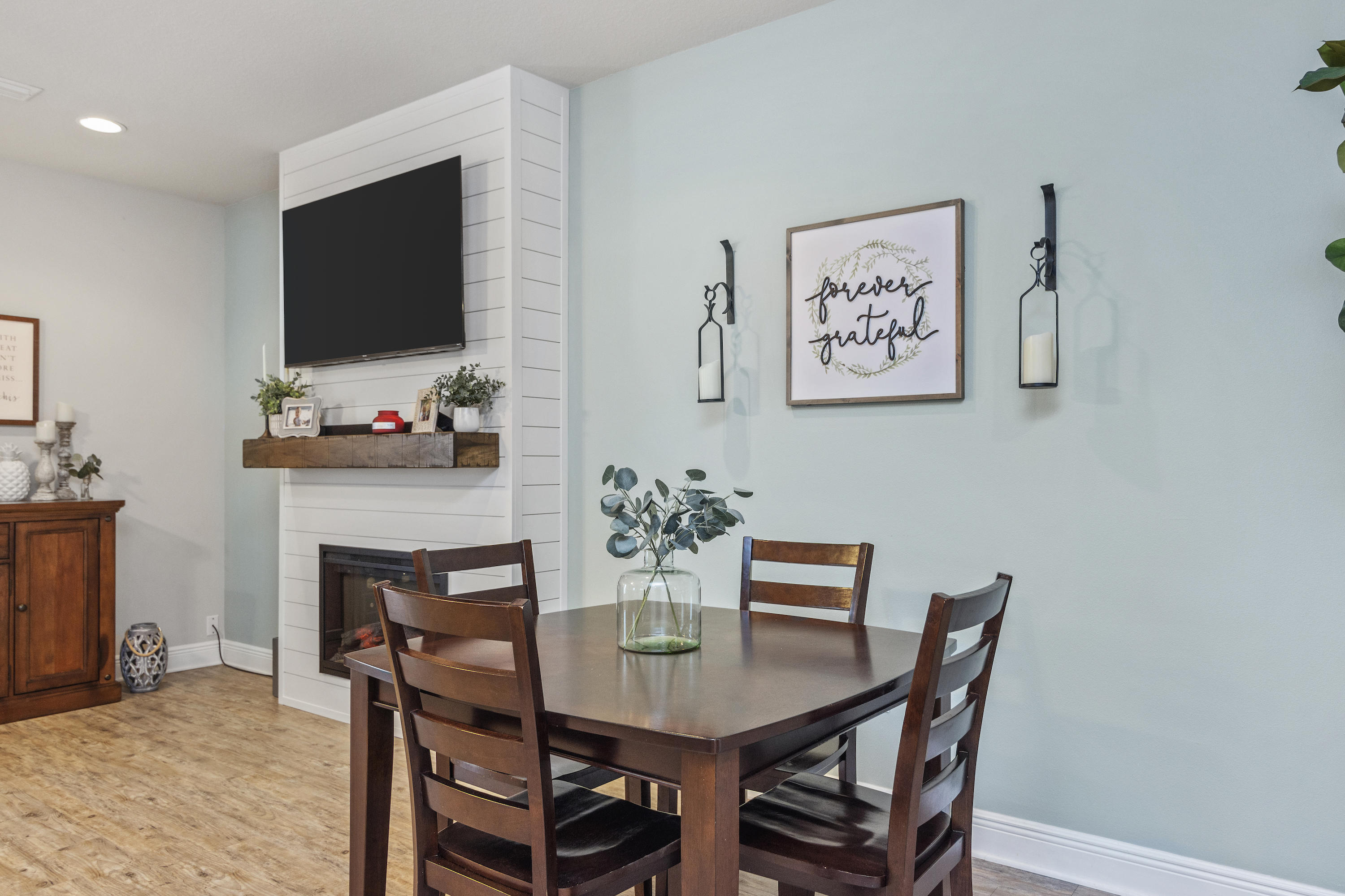 RESERVE POINTE - Residential