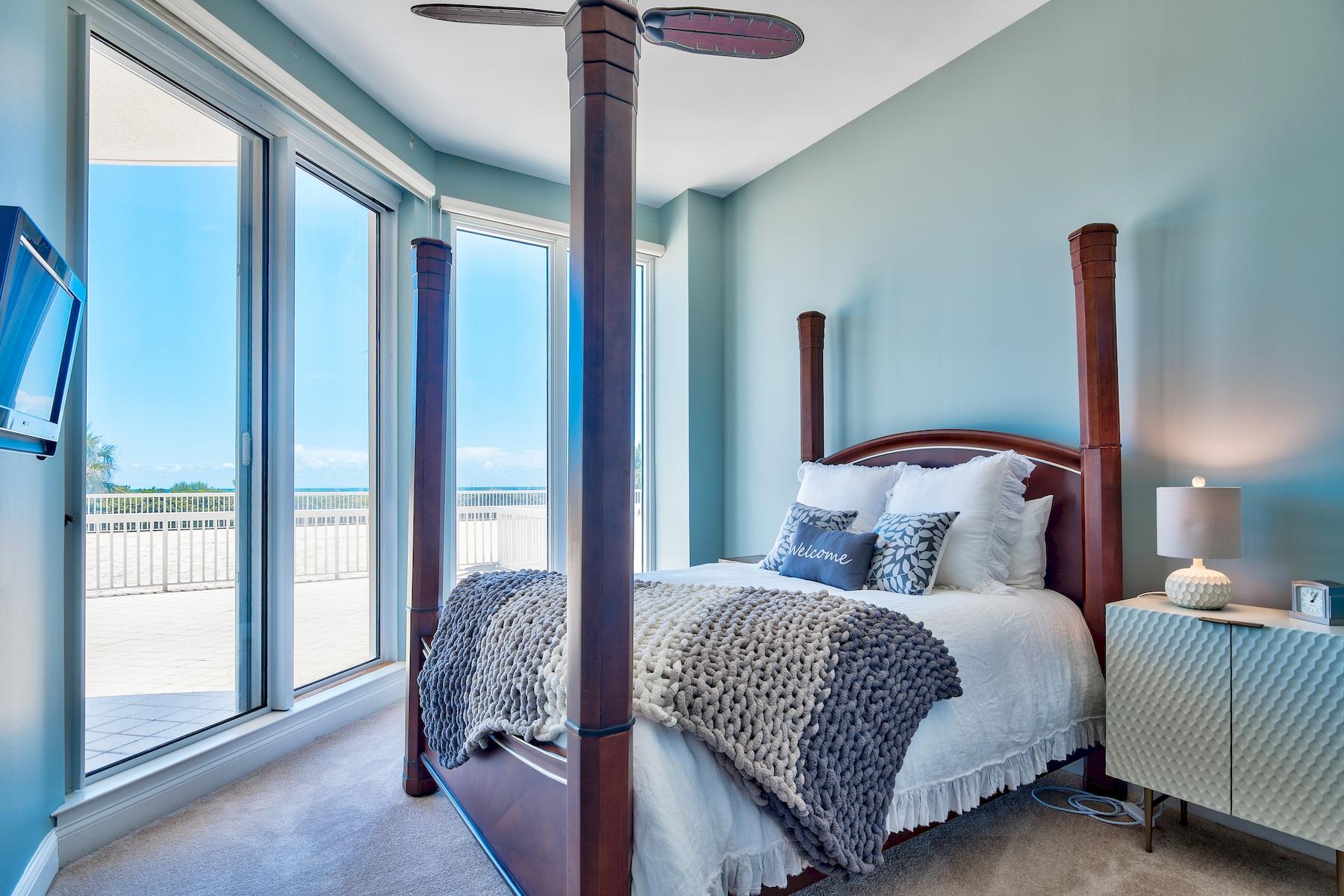 ST. THOMAS AT SILVER SHELLS - Residential