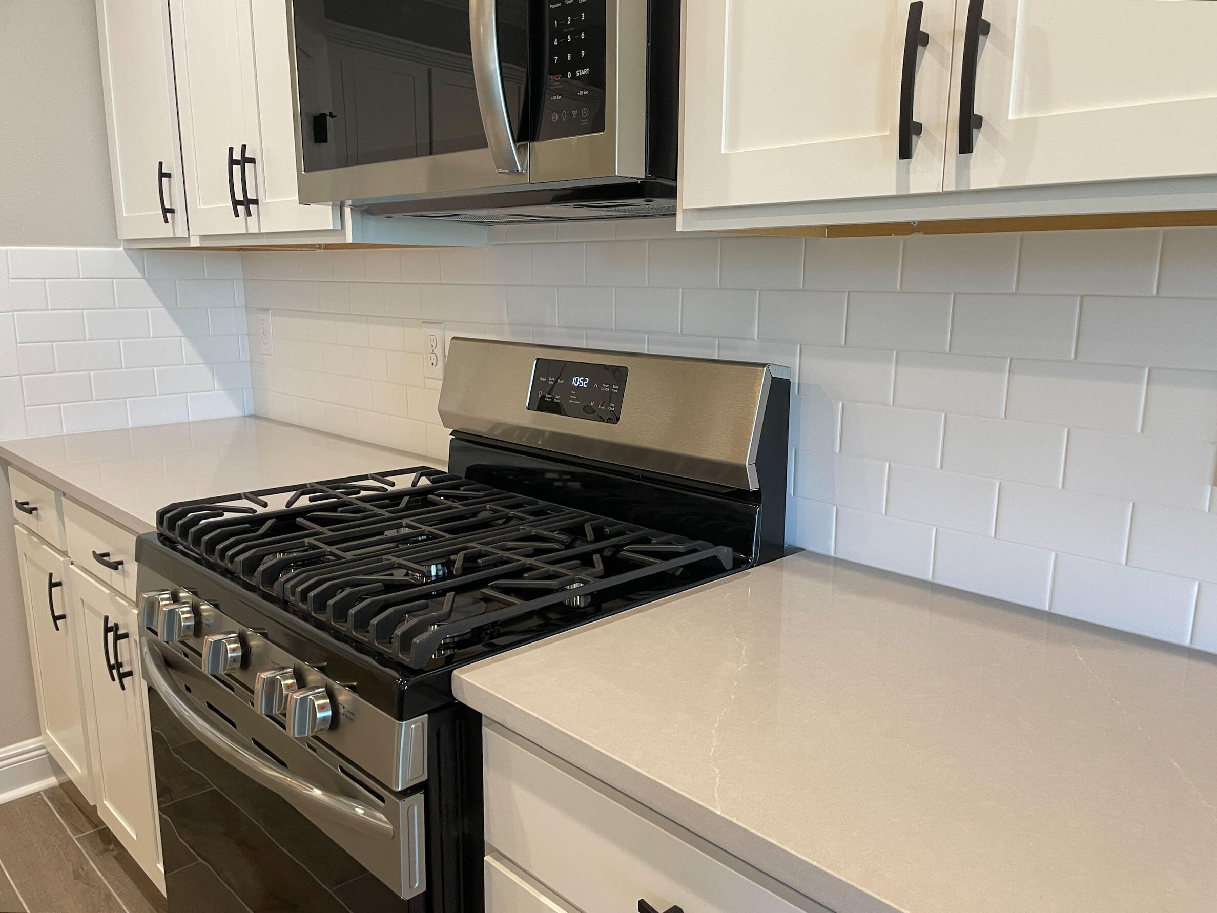 THE BLUFFS AT LAFAYETTE - Residential