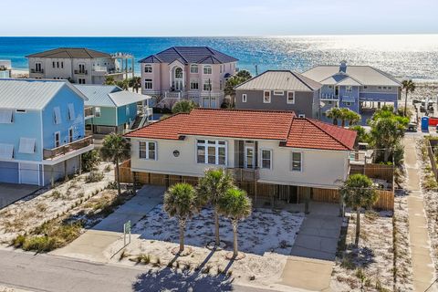 A home in Pensacola Beach