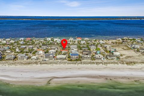 A home in Pensacola Beach