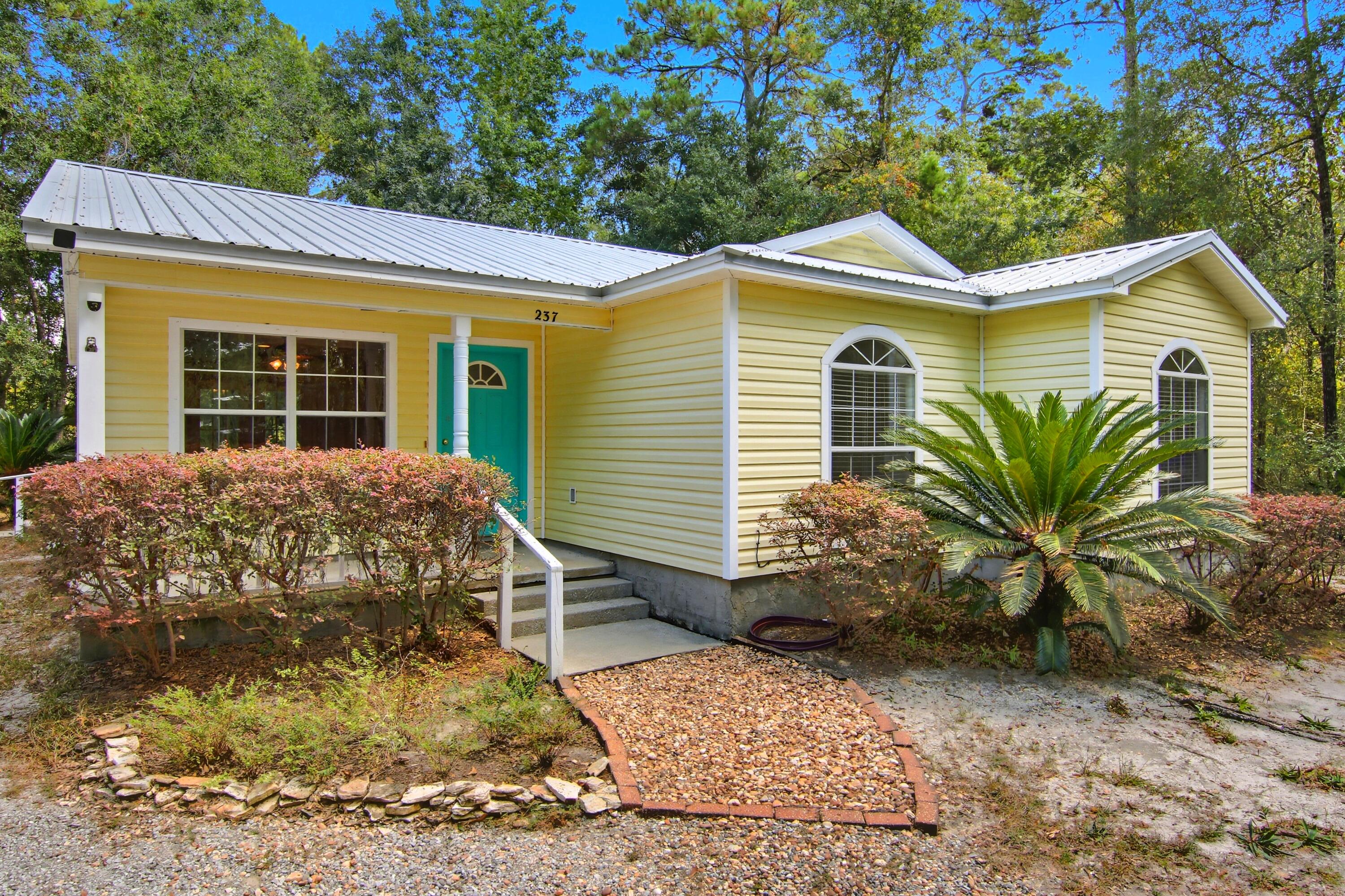 LAGRANGE SHORES - Residential