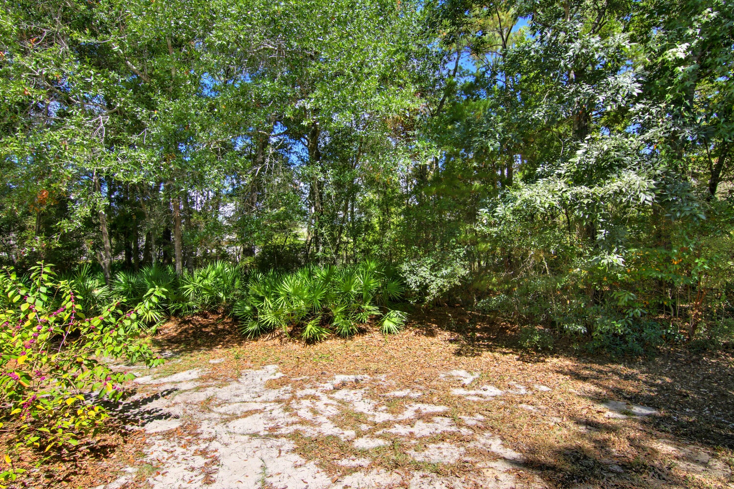 LAGRANGE SHORES - Residential