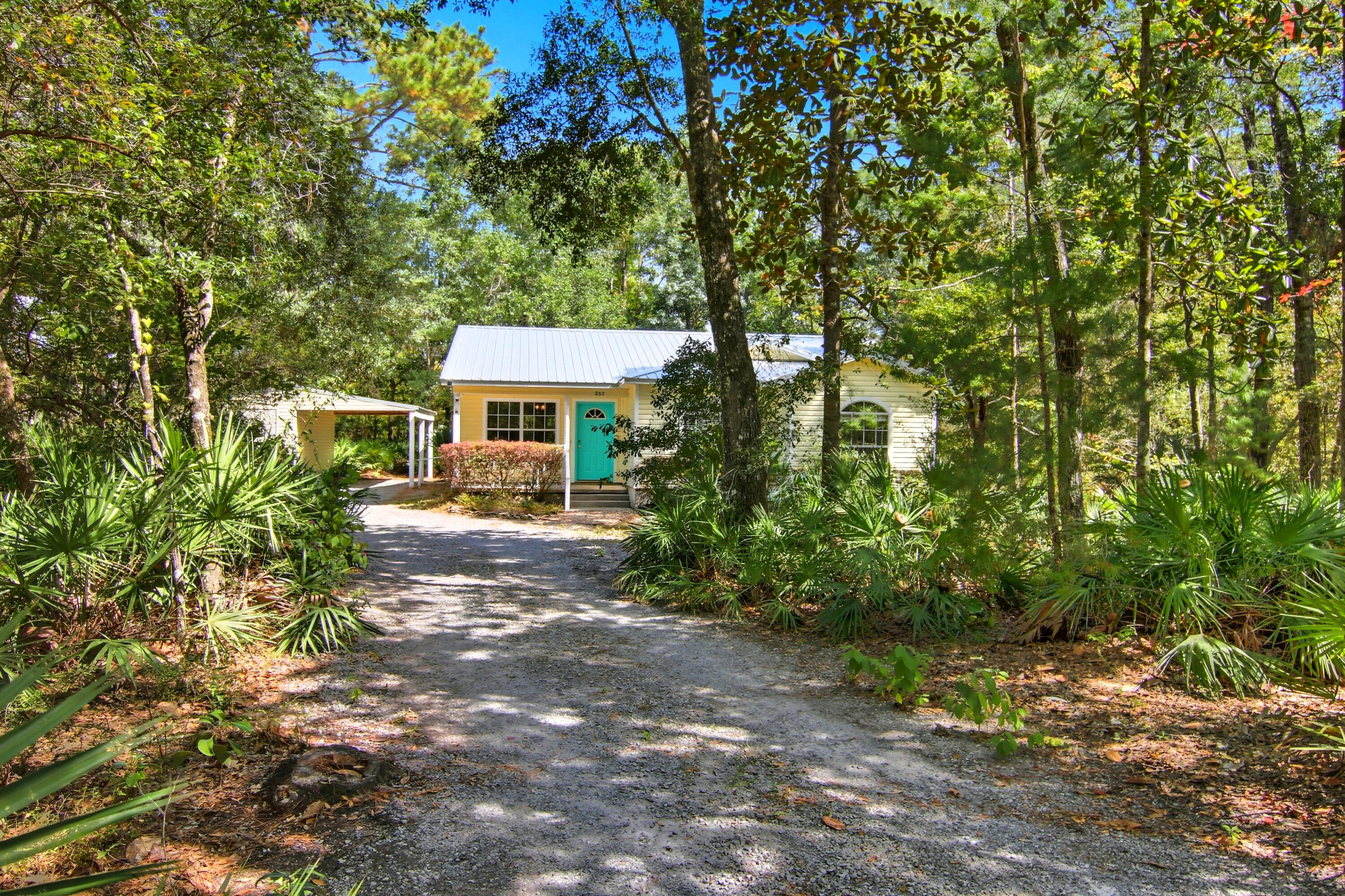LAGRANGE SHORES - Residential