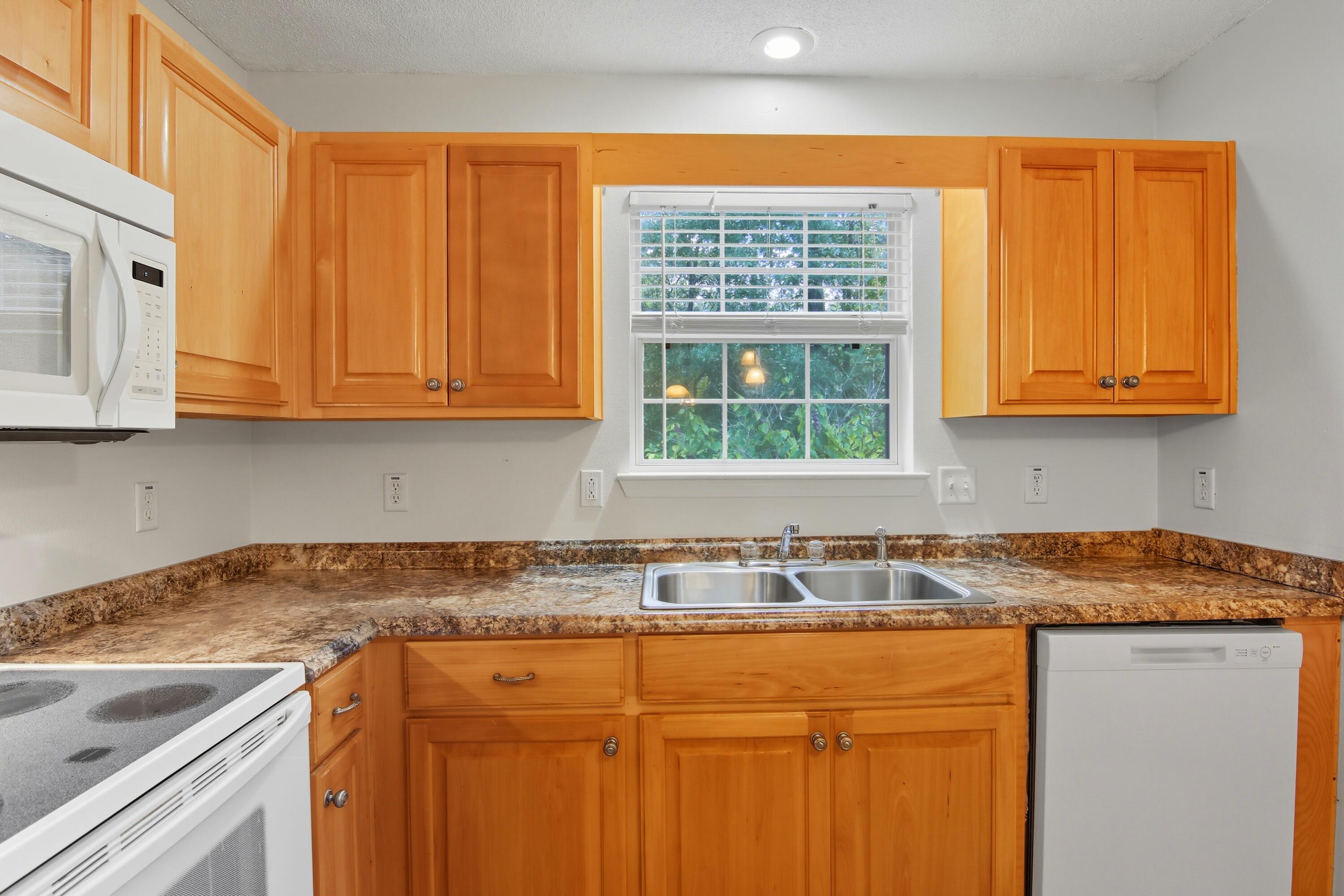 LAGRANGE SHORES - Residential