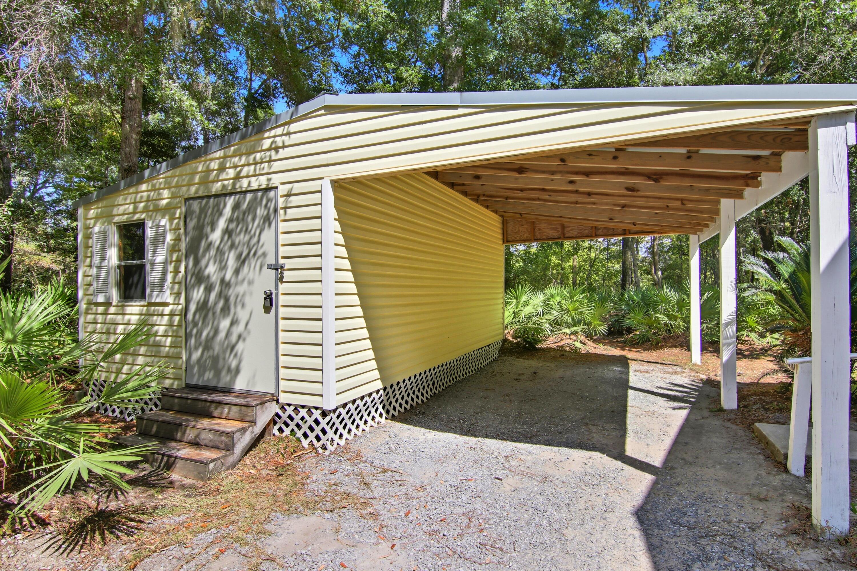 LAGRANGE SHORES - Residential