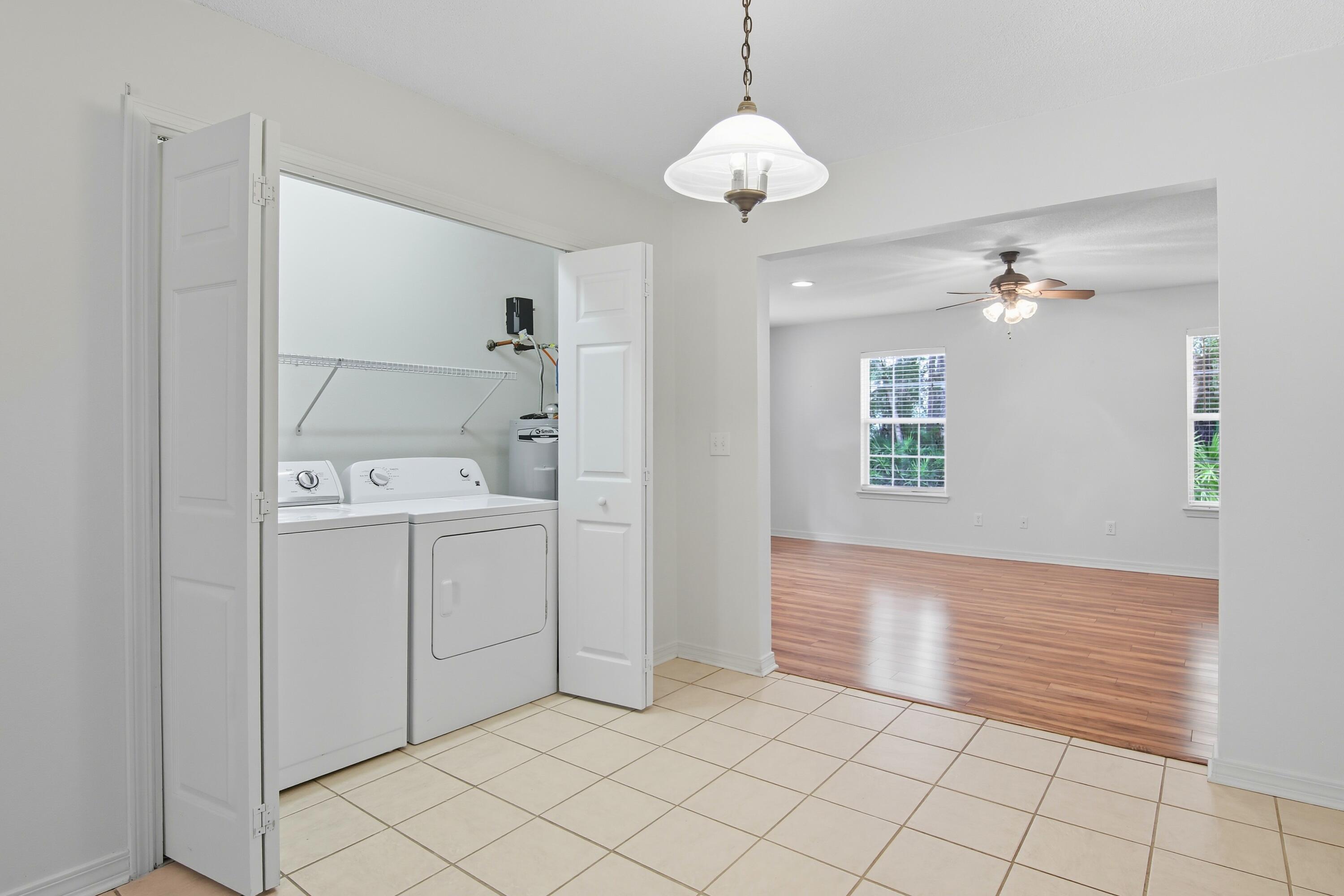 LAGRANGE SHORES - Residential