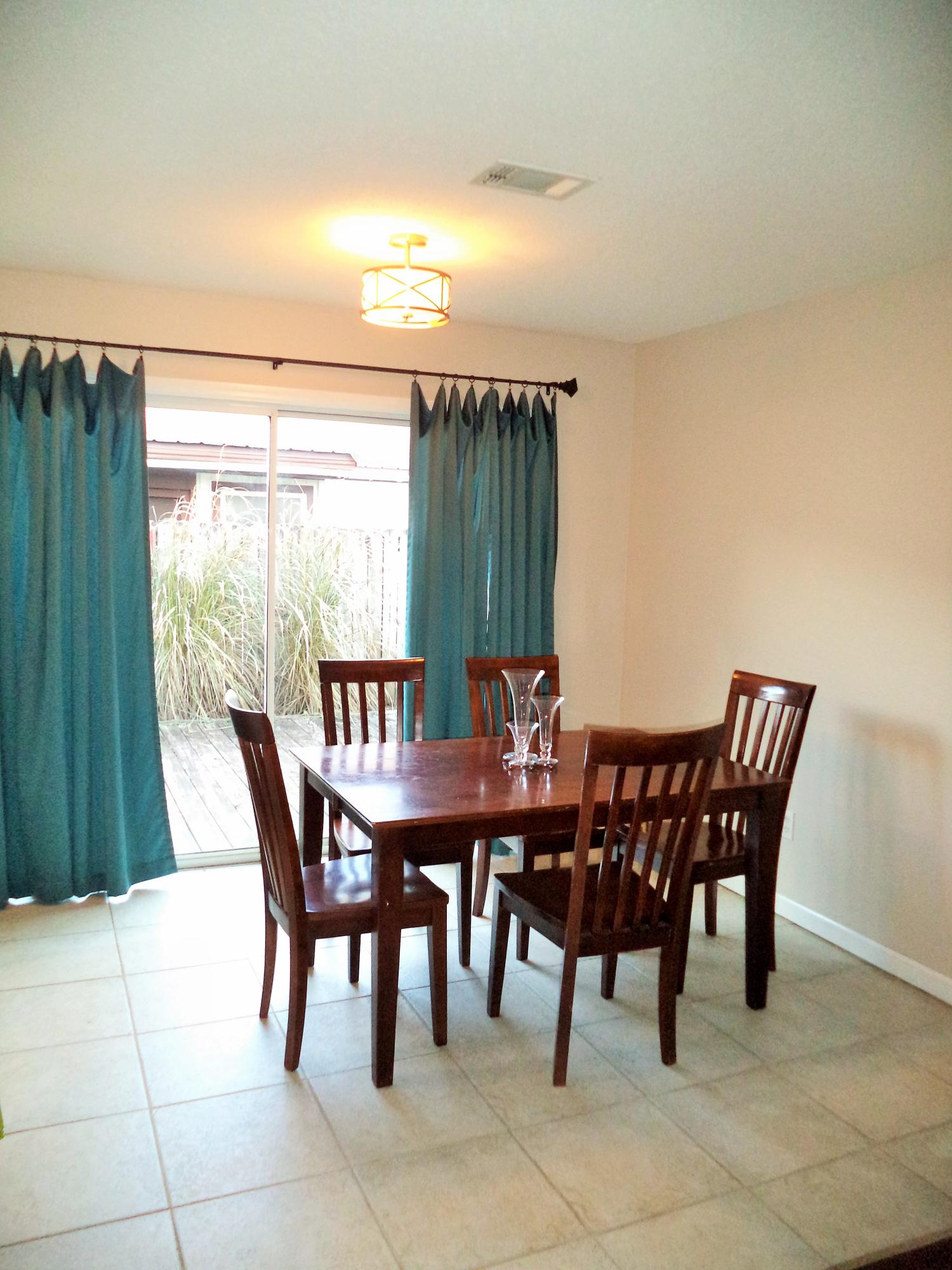 LIVE OAK MANORS - Residential