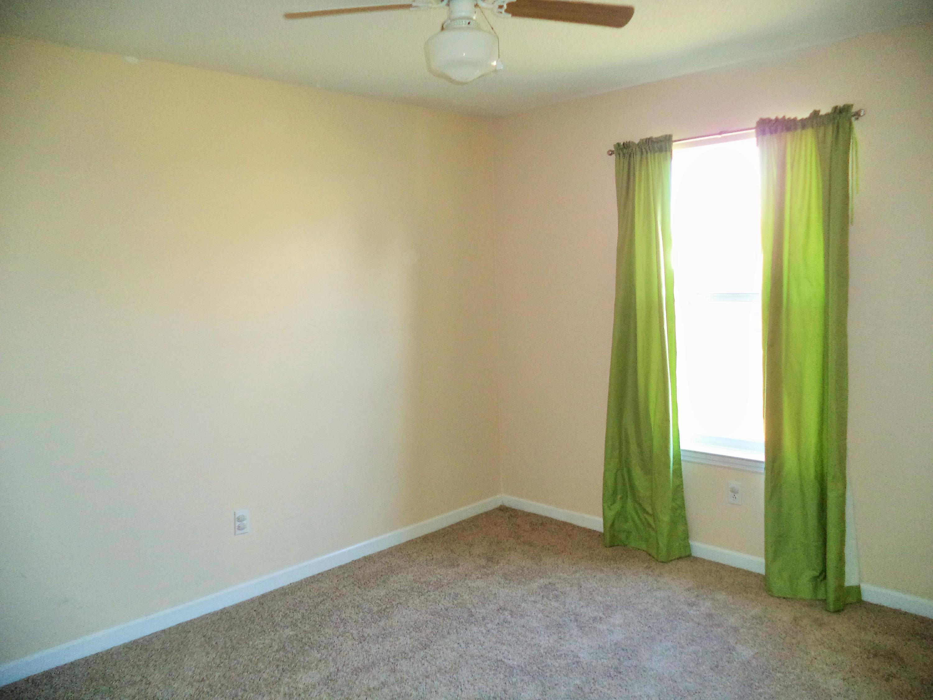 LIVE OAK MANORS - Residential