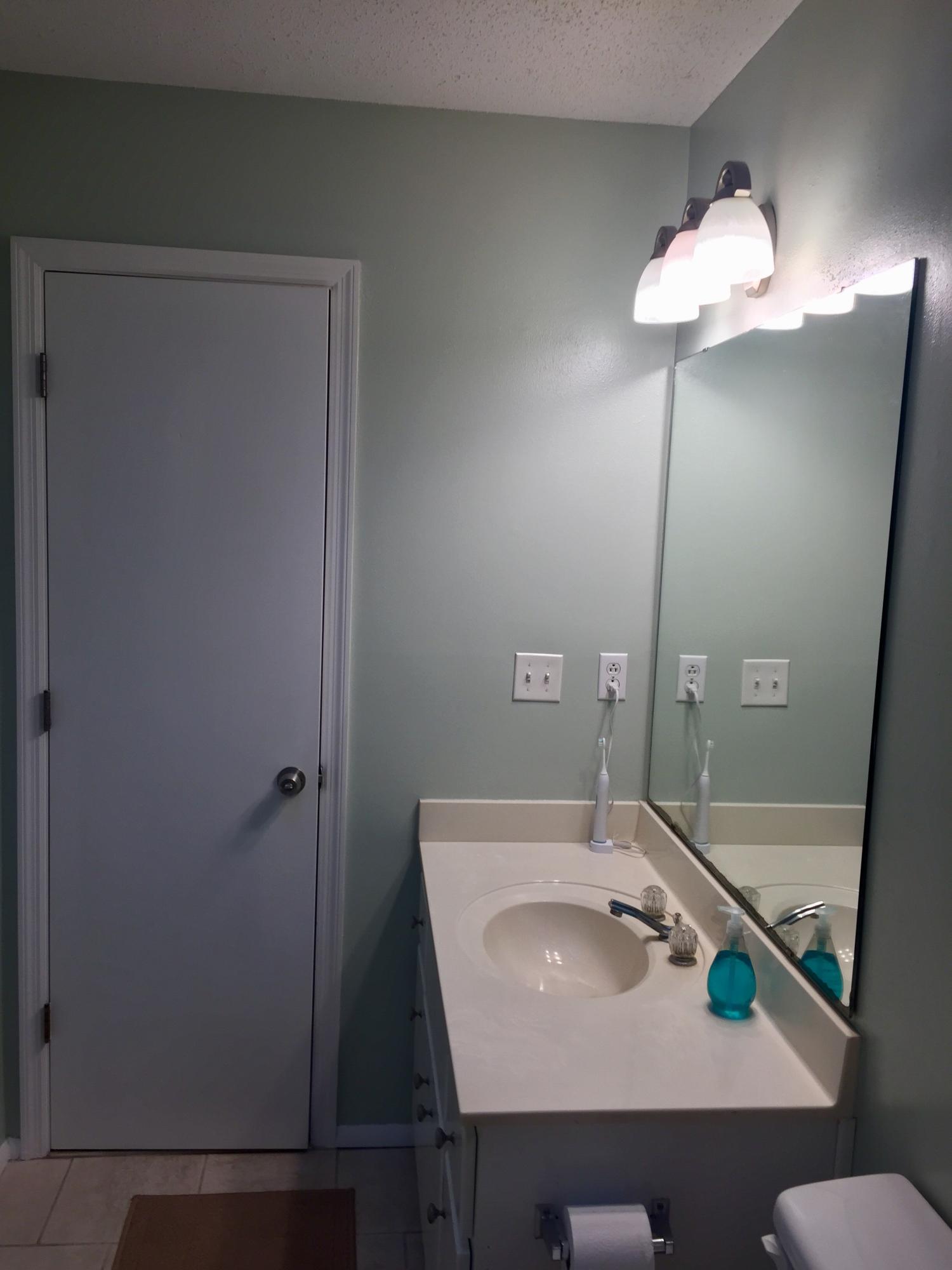 LIVE OAK MANORS - Residential