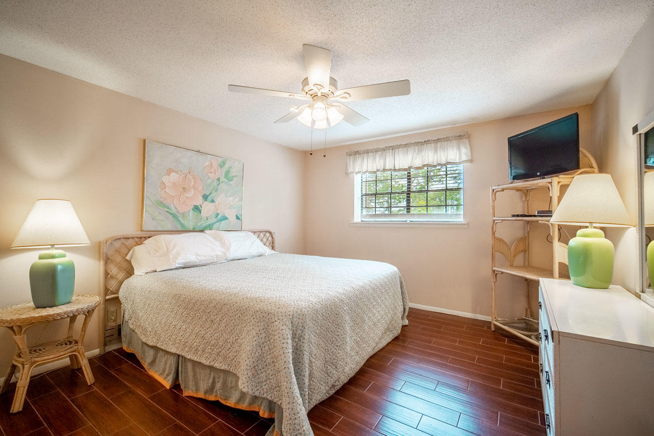 SEASCAPE CONDO phase 8A - Residential