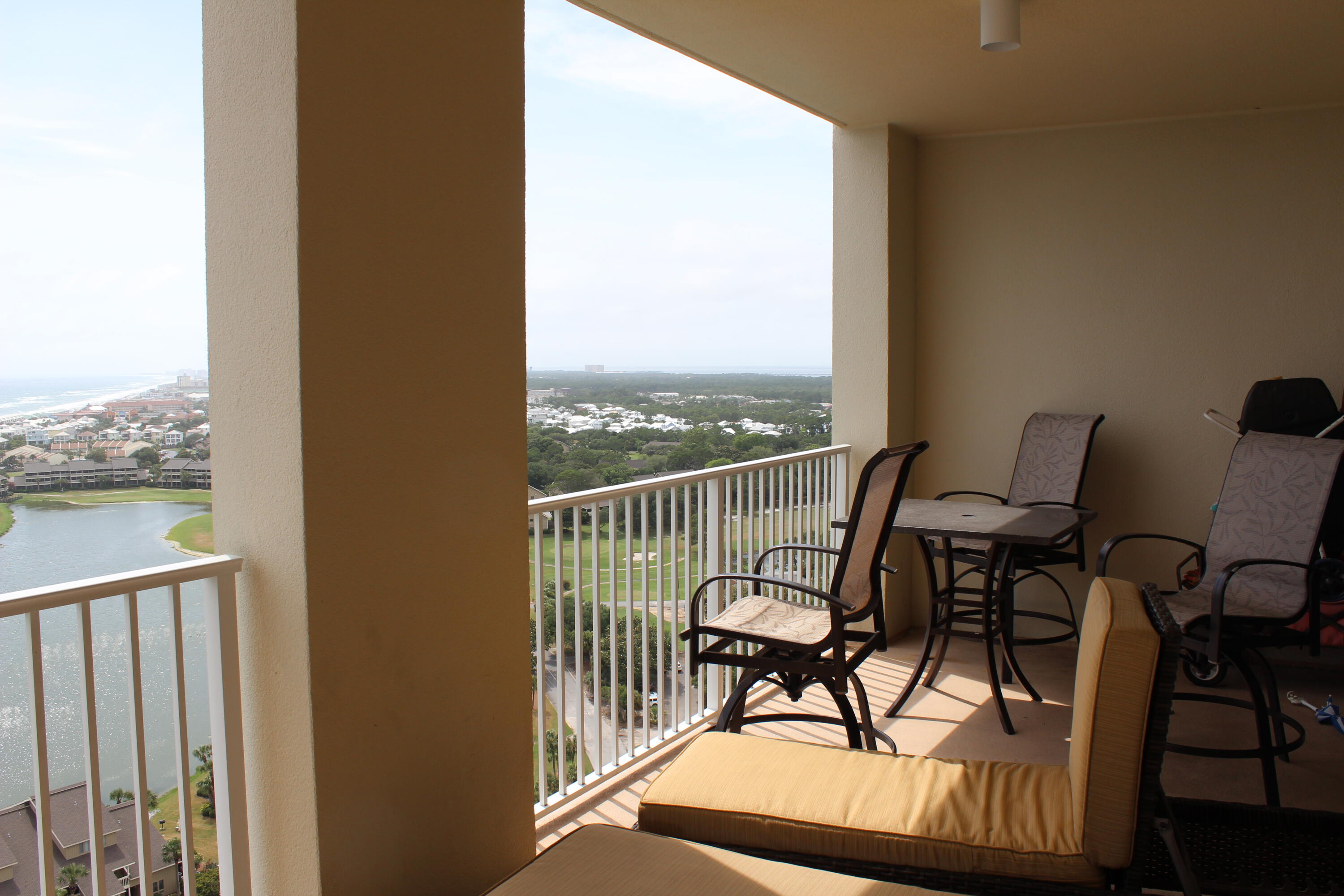 ARIEL DUNES II - Residential
