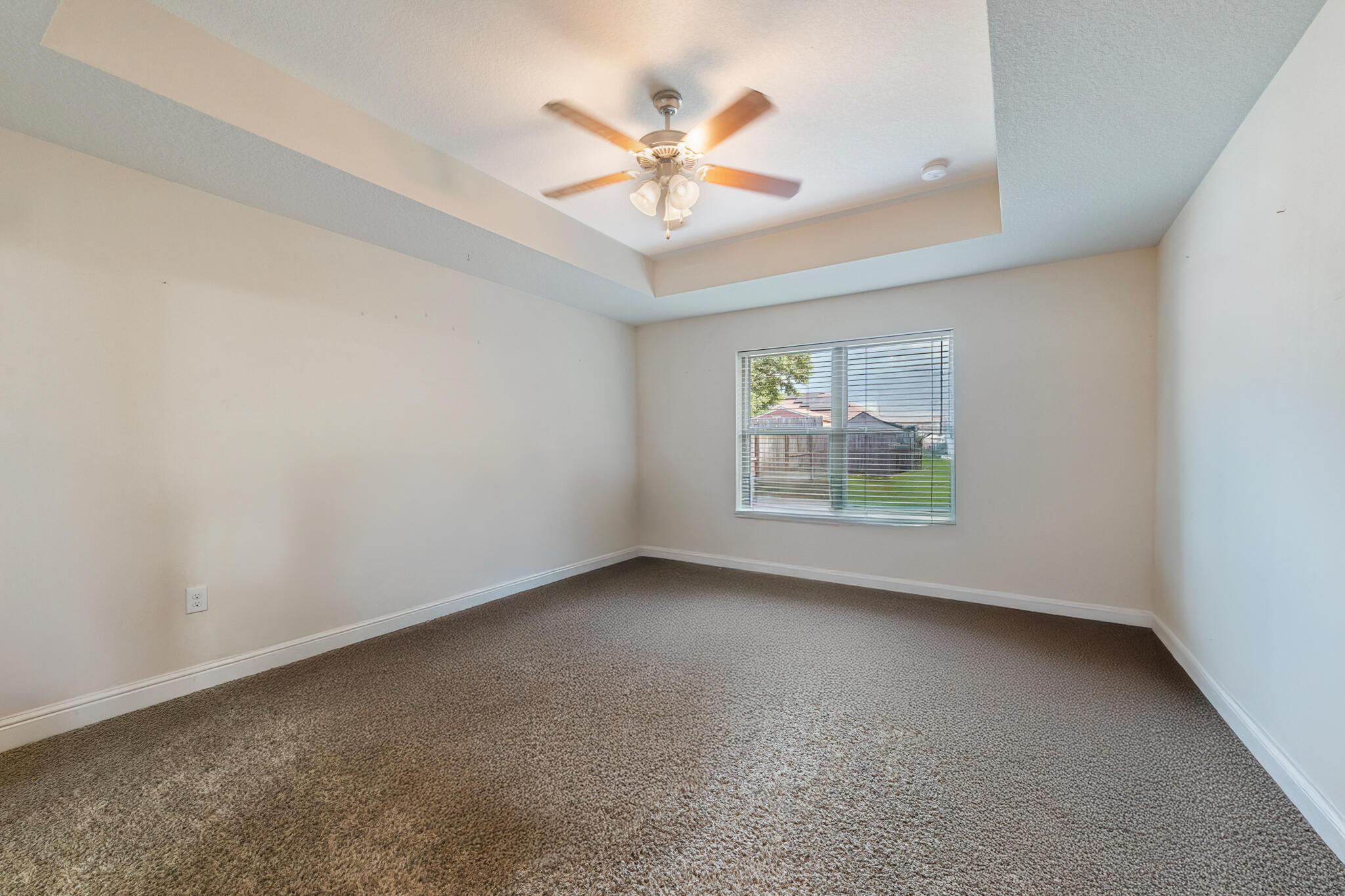 HOLLY HILLS - Residential