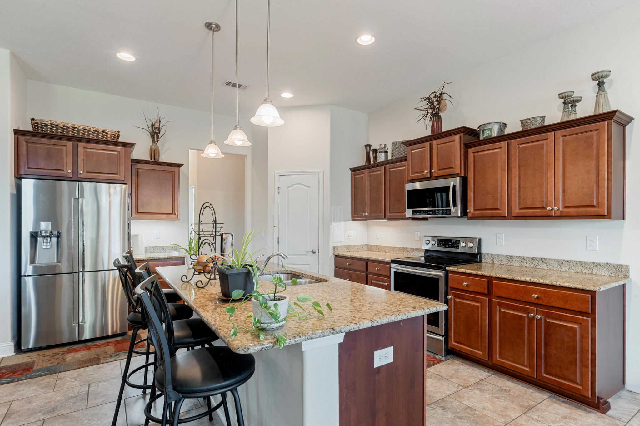 HOLLY HILLS - Residential