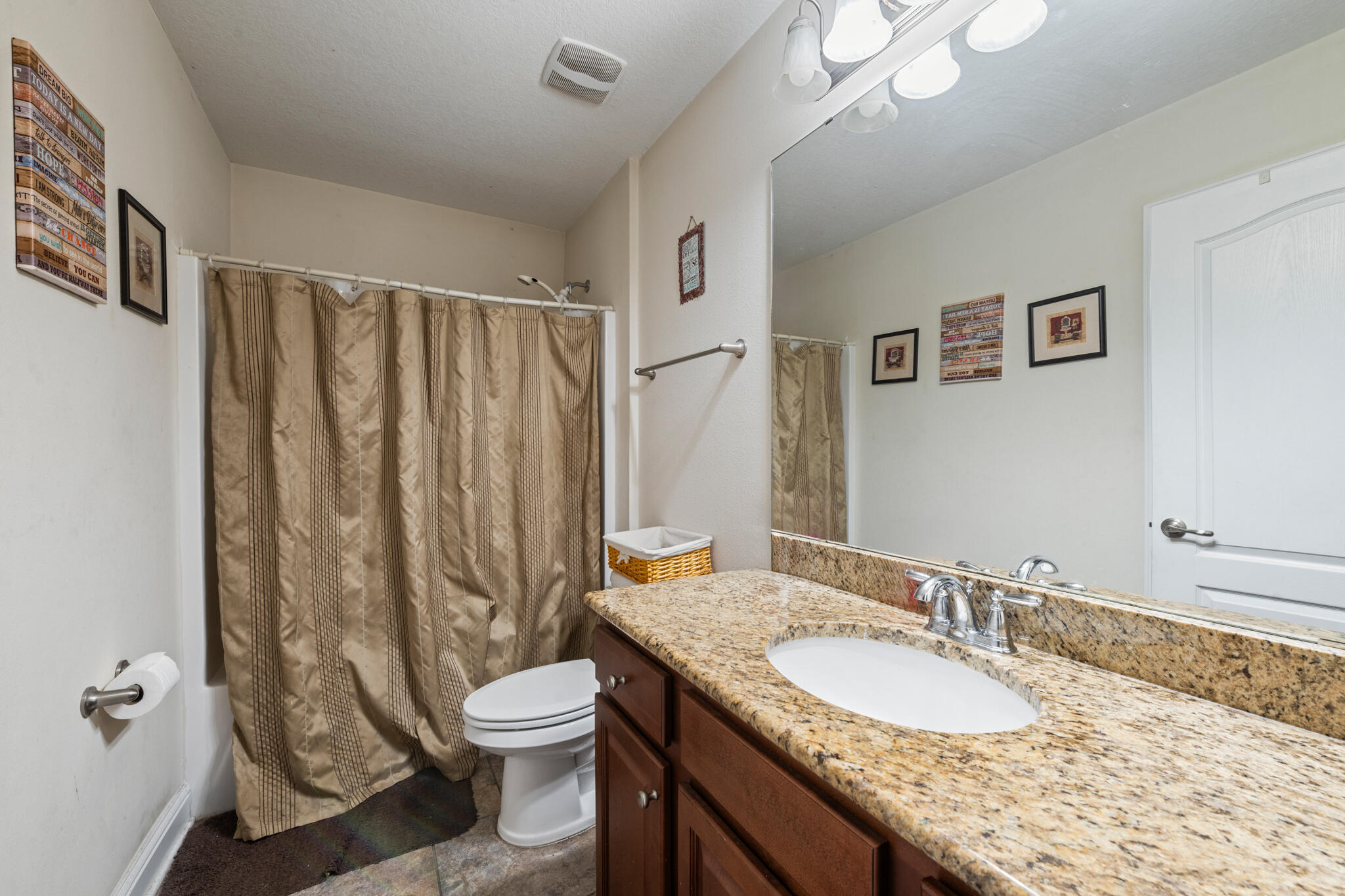 HOLLY HILLS - Residential