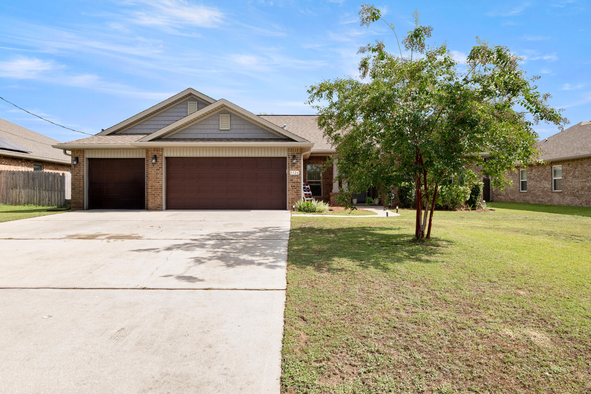 HOLLY HILLS - Residential
