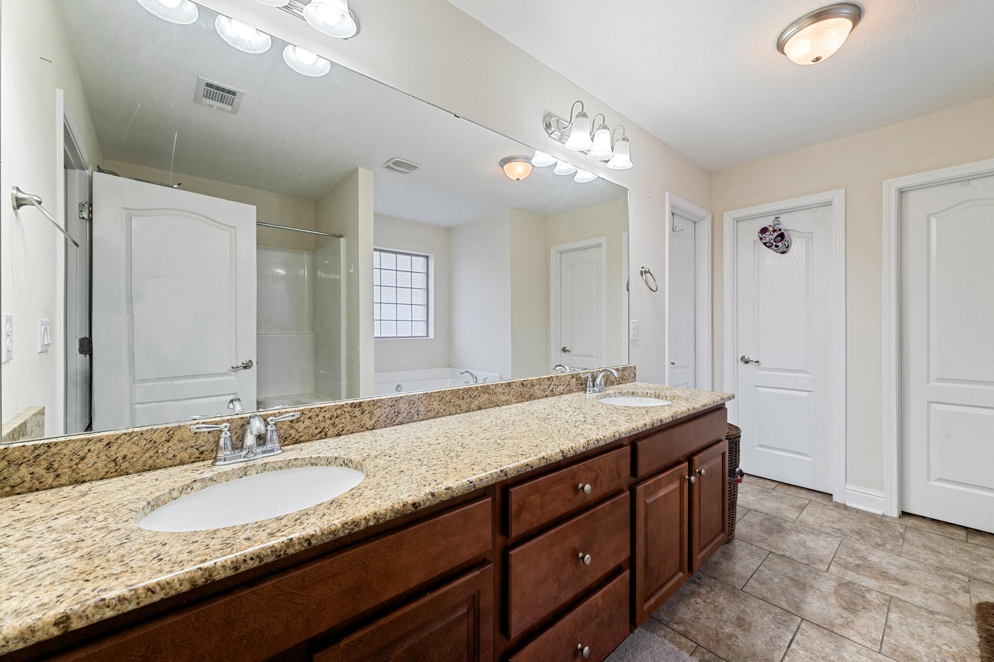 HOLLY HILLS - Residential