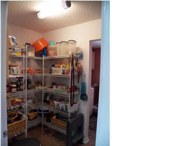 IRON GATE S/D PH I - Residential Lease