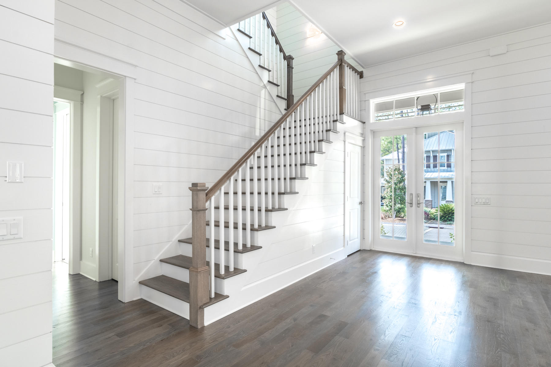 LAKESIDE AT BLUE MOUNTAIN BEACH - Residential