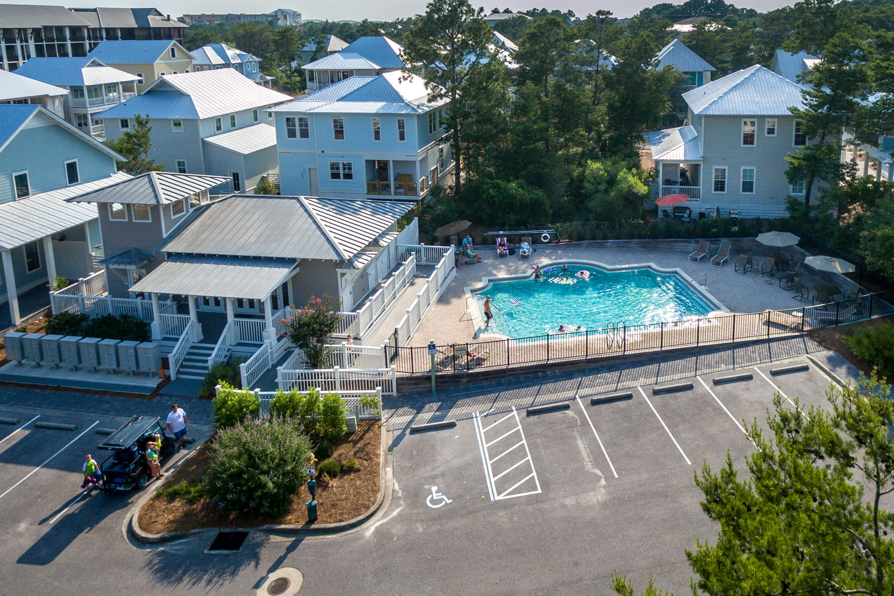 LAKESIDE AT BLUE MOUNTAIN BEACH - Residential