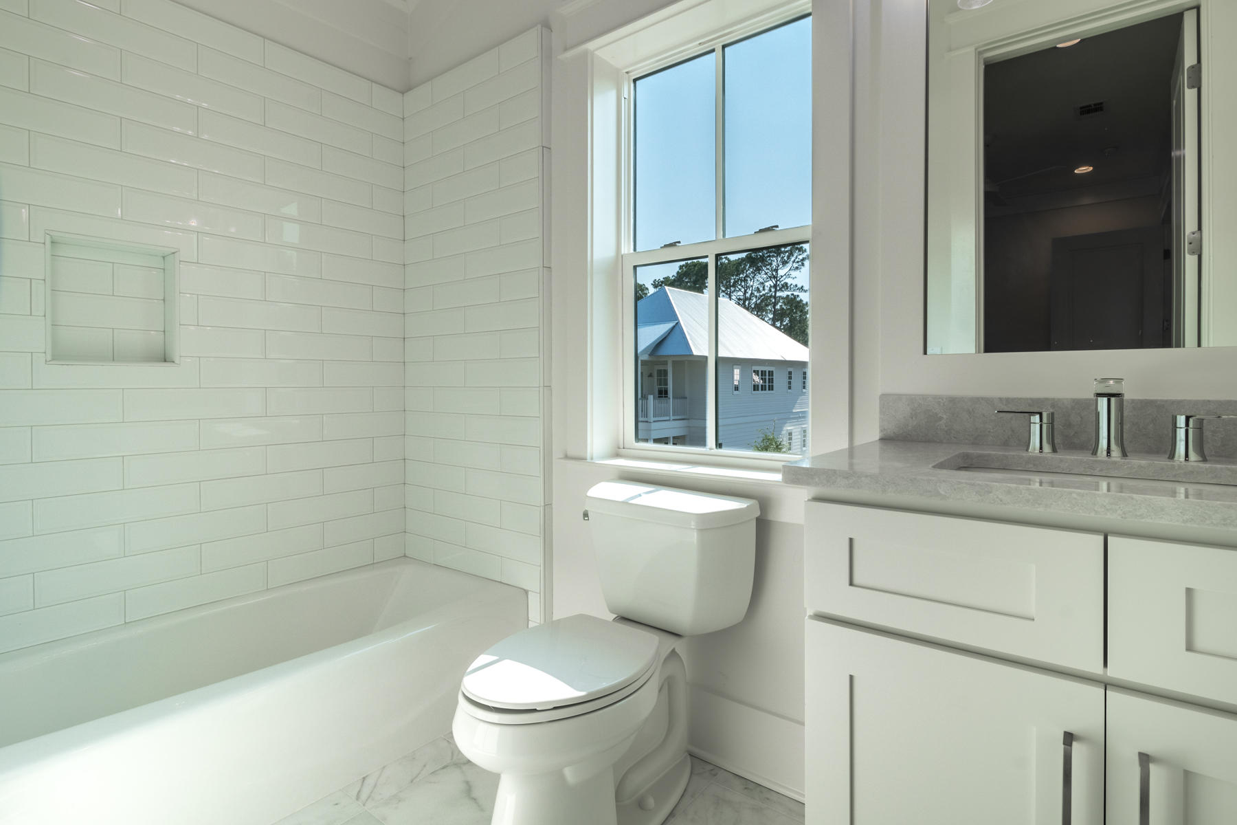 LAKESIDE AT BLUE MOUNTAIN BEACH - Residential