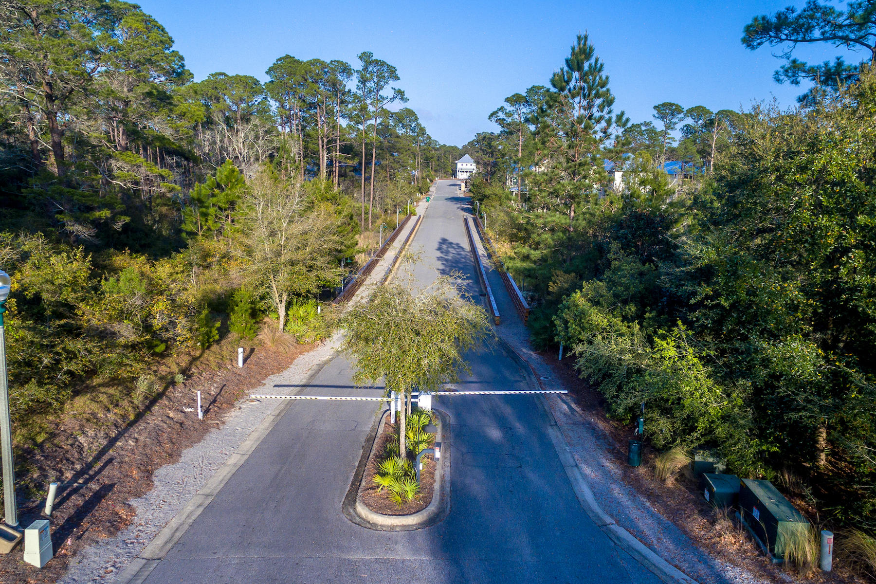 LAKESIDE AT BLUE MOUNTAIN BEACH - Residential