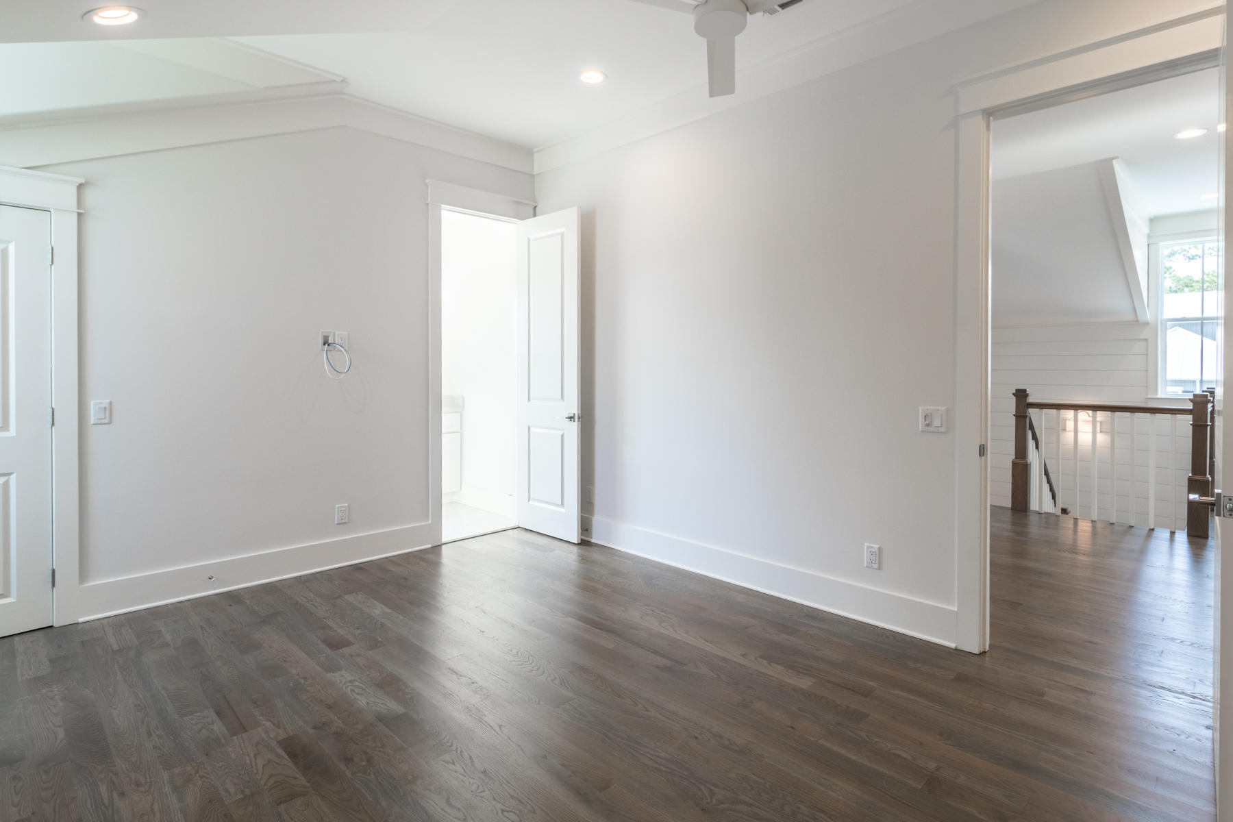 LAKESIDE AT BLUE MOUNTAIN BEACH - Residential