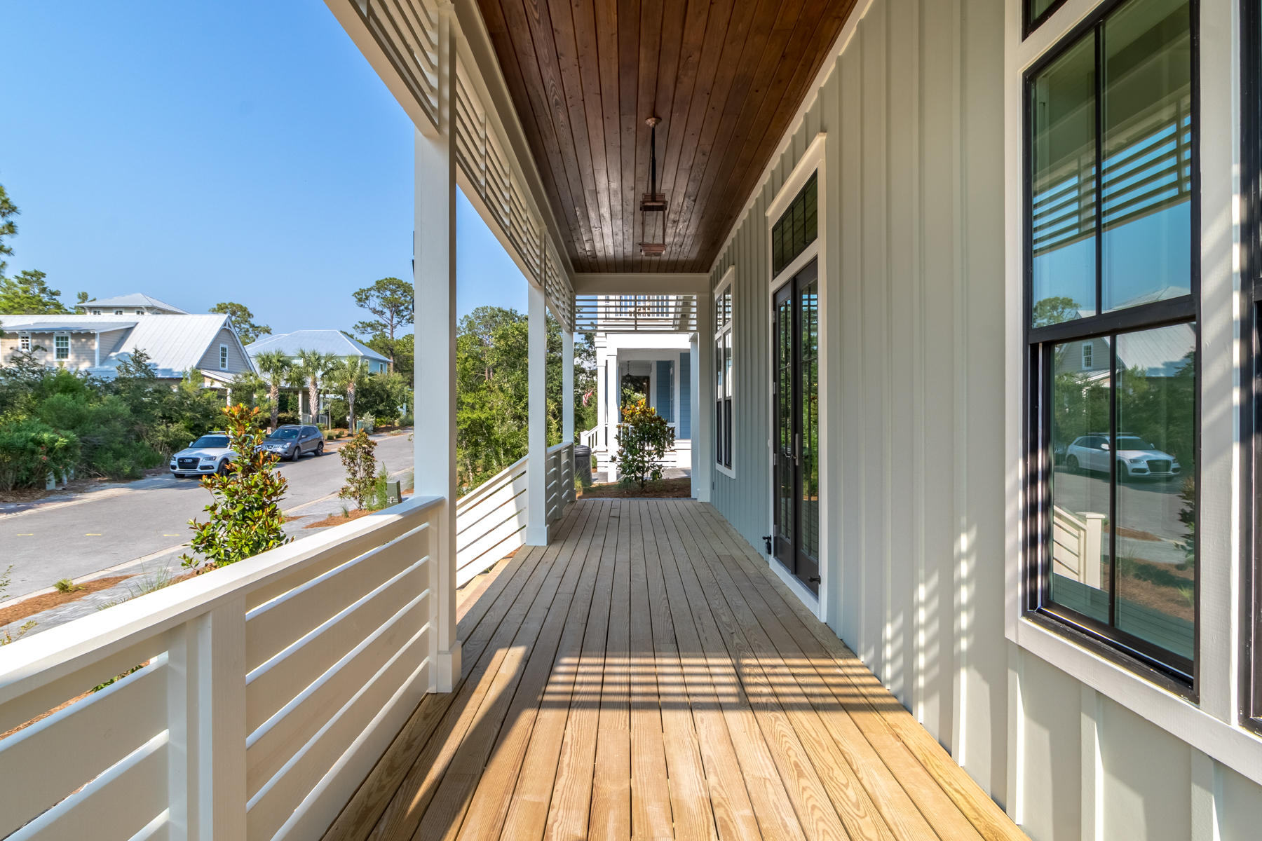 LAKESIDE AT BLUE MOUNTAIN BEACH - Residential