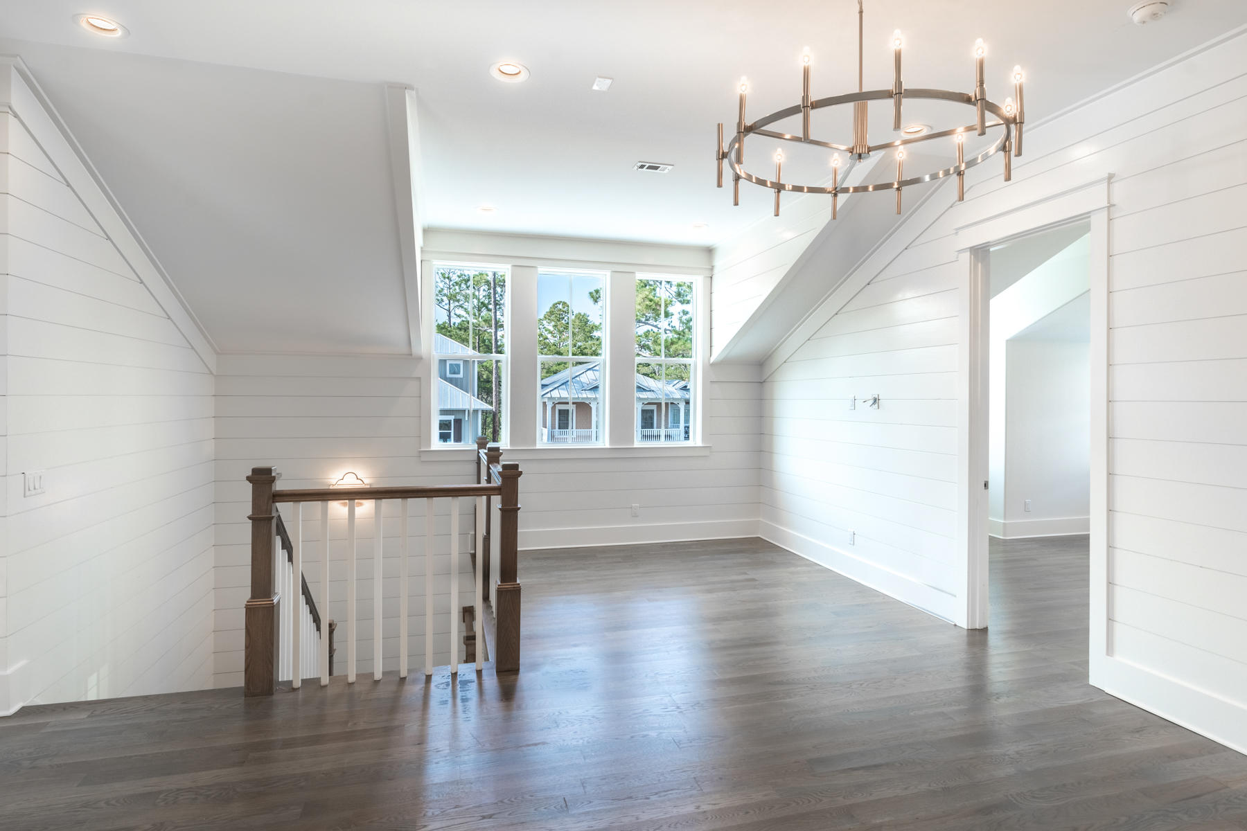 LAKESIDE AT BLUE MOUNTAIN BEACH - Residential