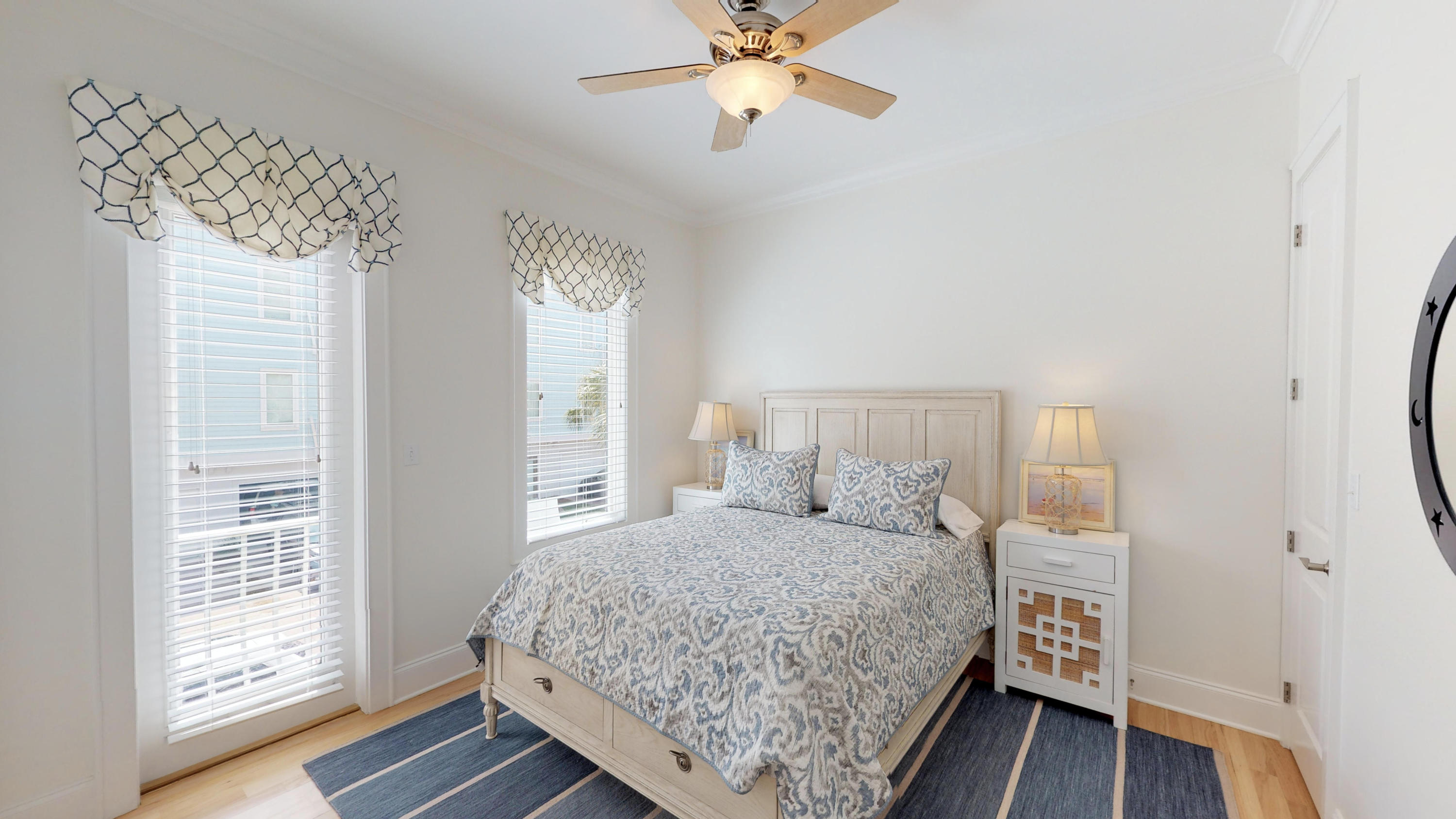 SUMMER PLACE - Residential