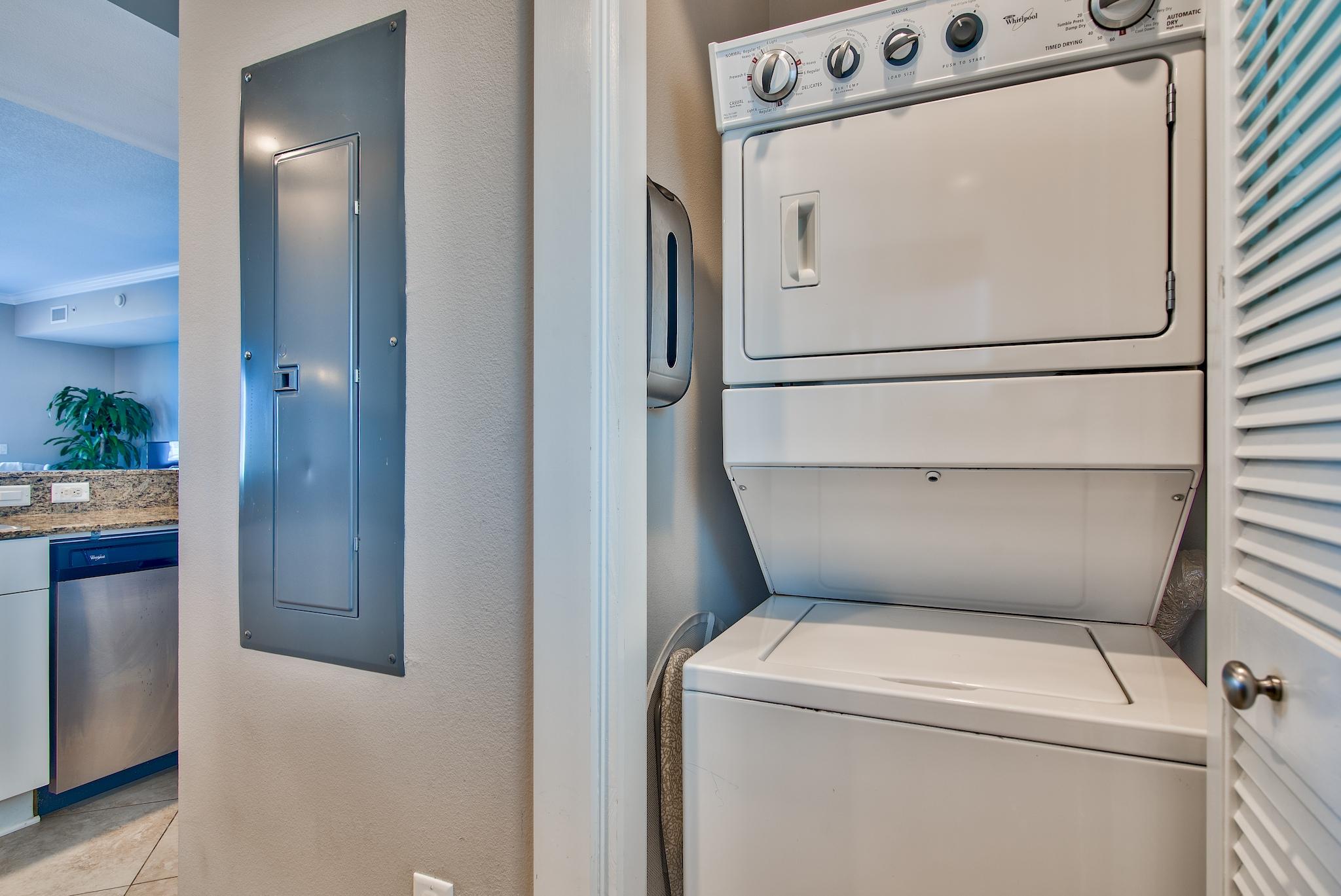 HARBOR LIGHTS - Residential