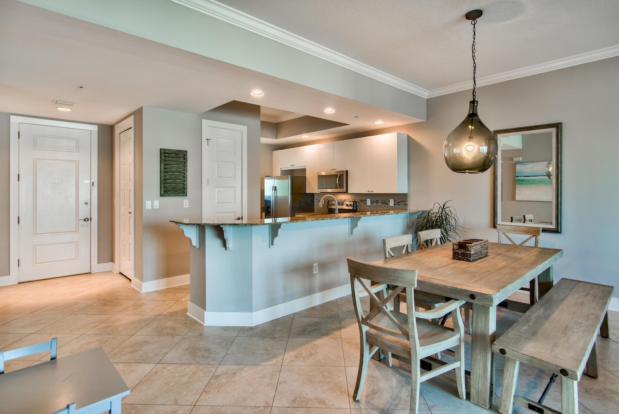 HARBOR LIGHTS - Residential