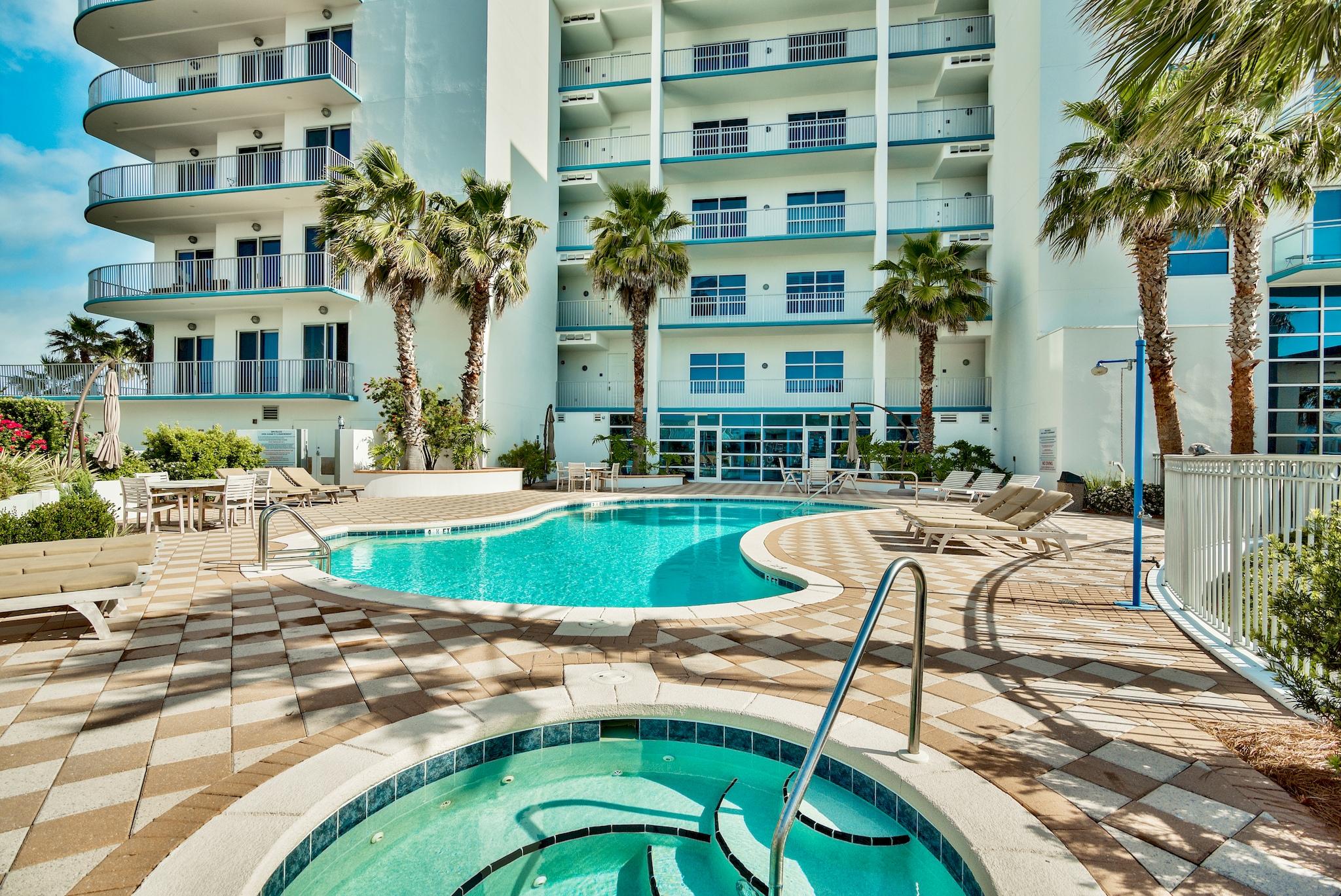 HARBOR LIGHTS - Residential