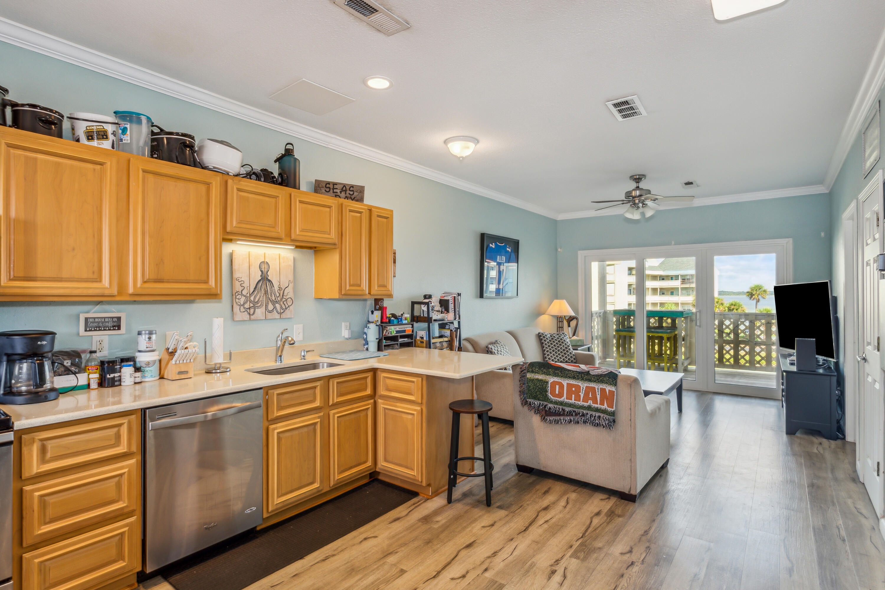 BAYWATCH CONDO - Residential