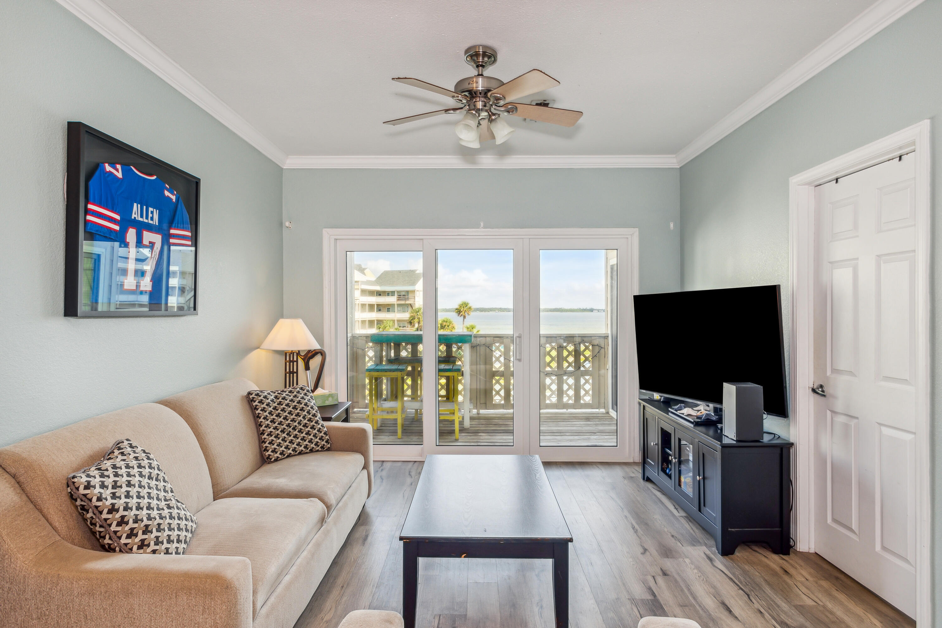 BAYWATCH CONDO - Residential