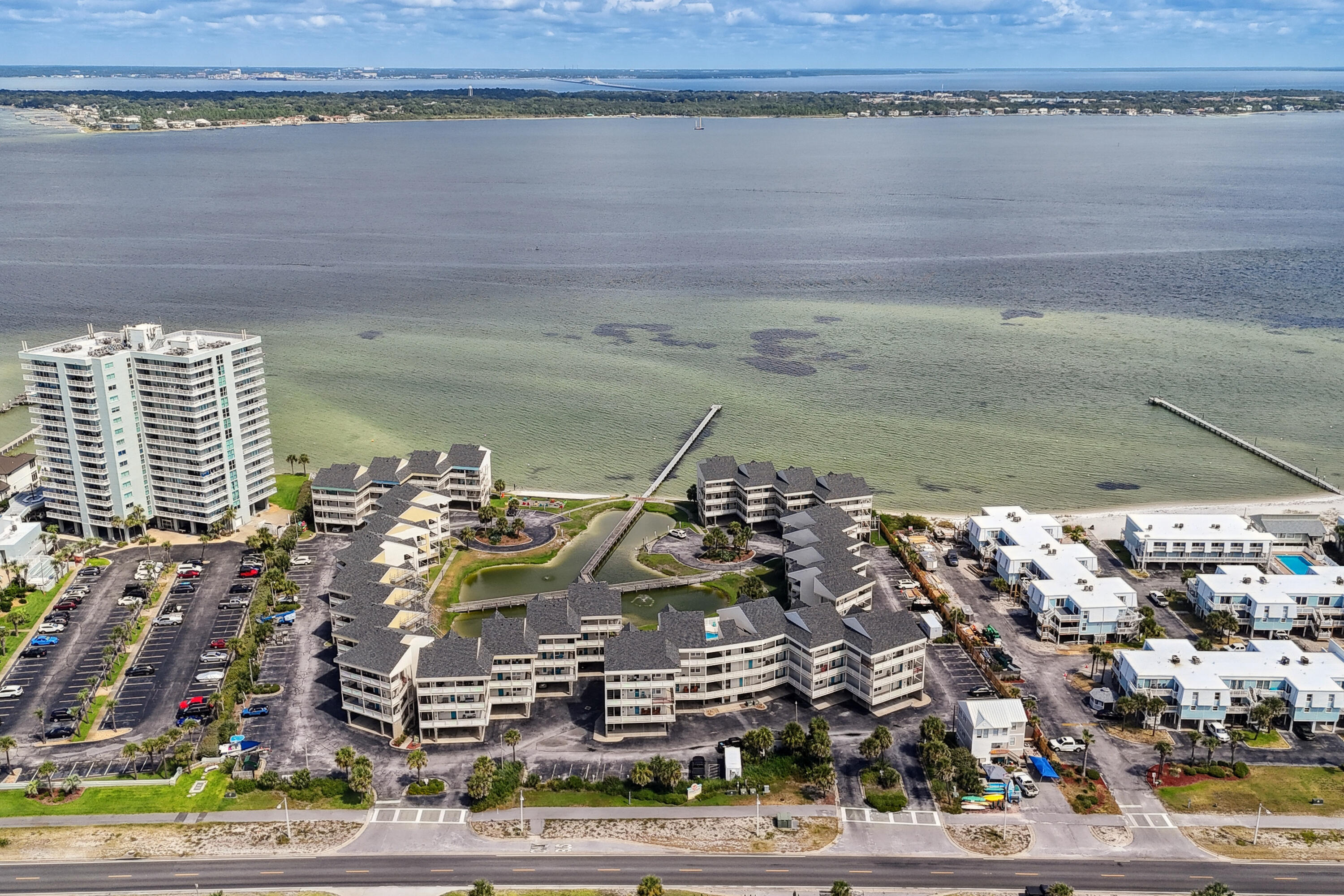 BAYWATCH CONDO - Residential
