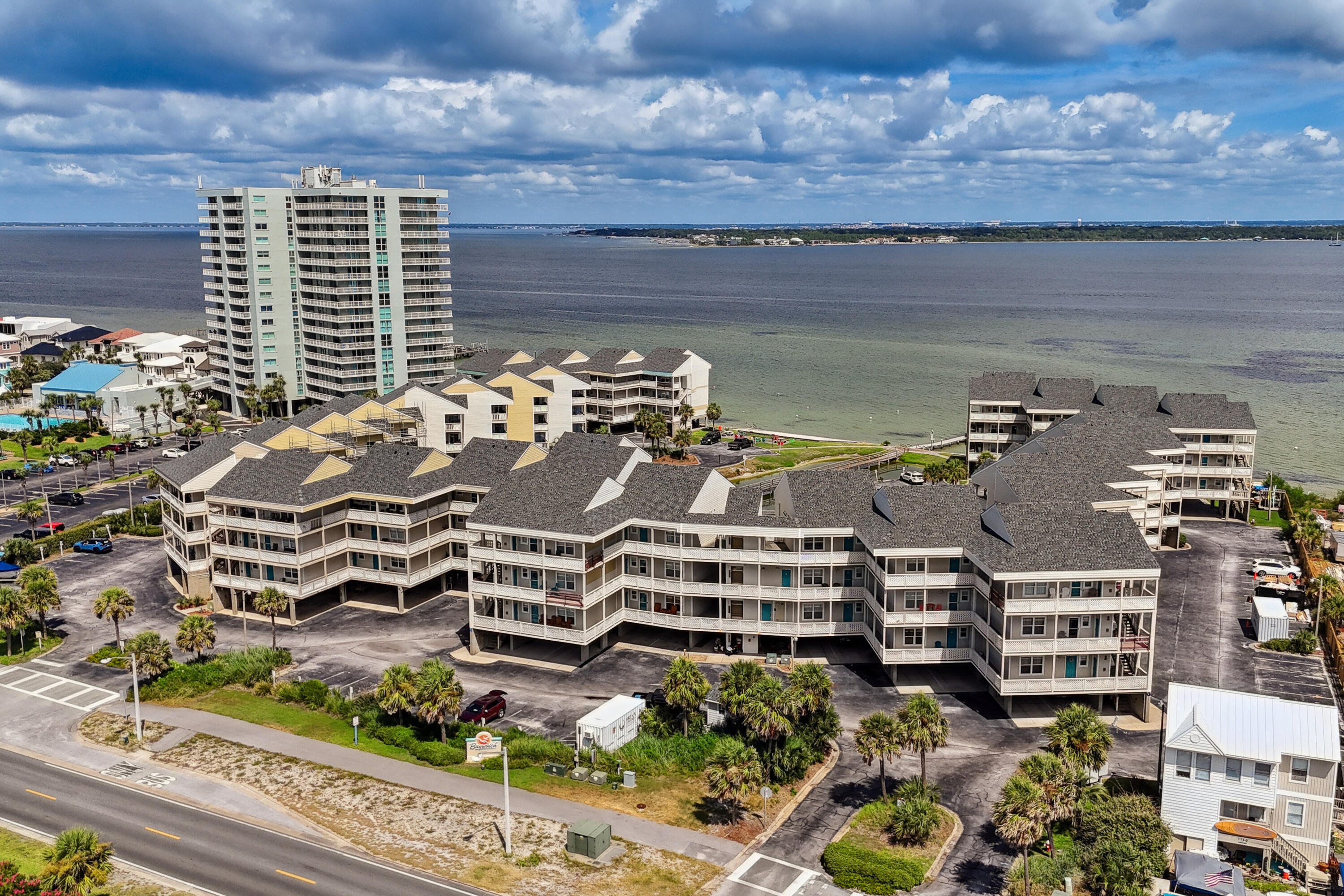 BAYWATCH CONDO - Residential