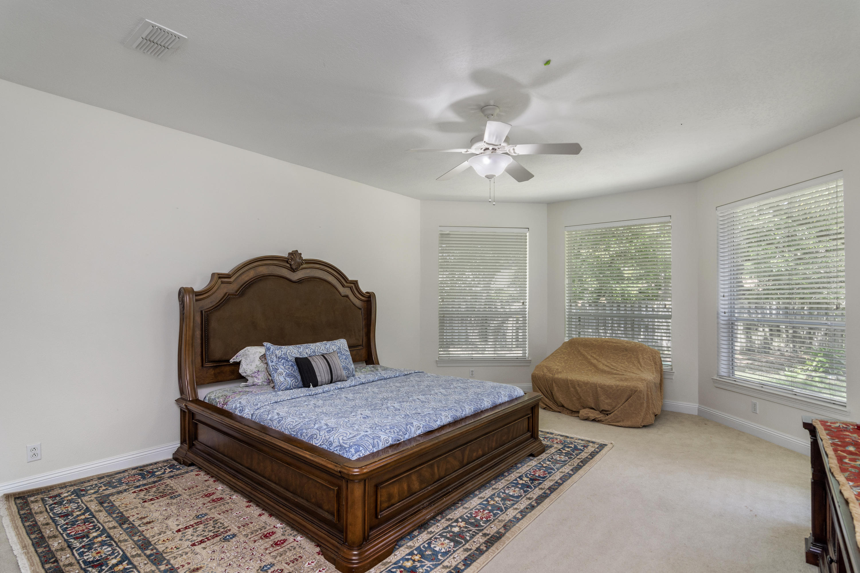 GRAND POINTE - Residential