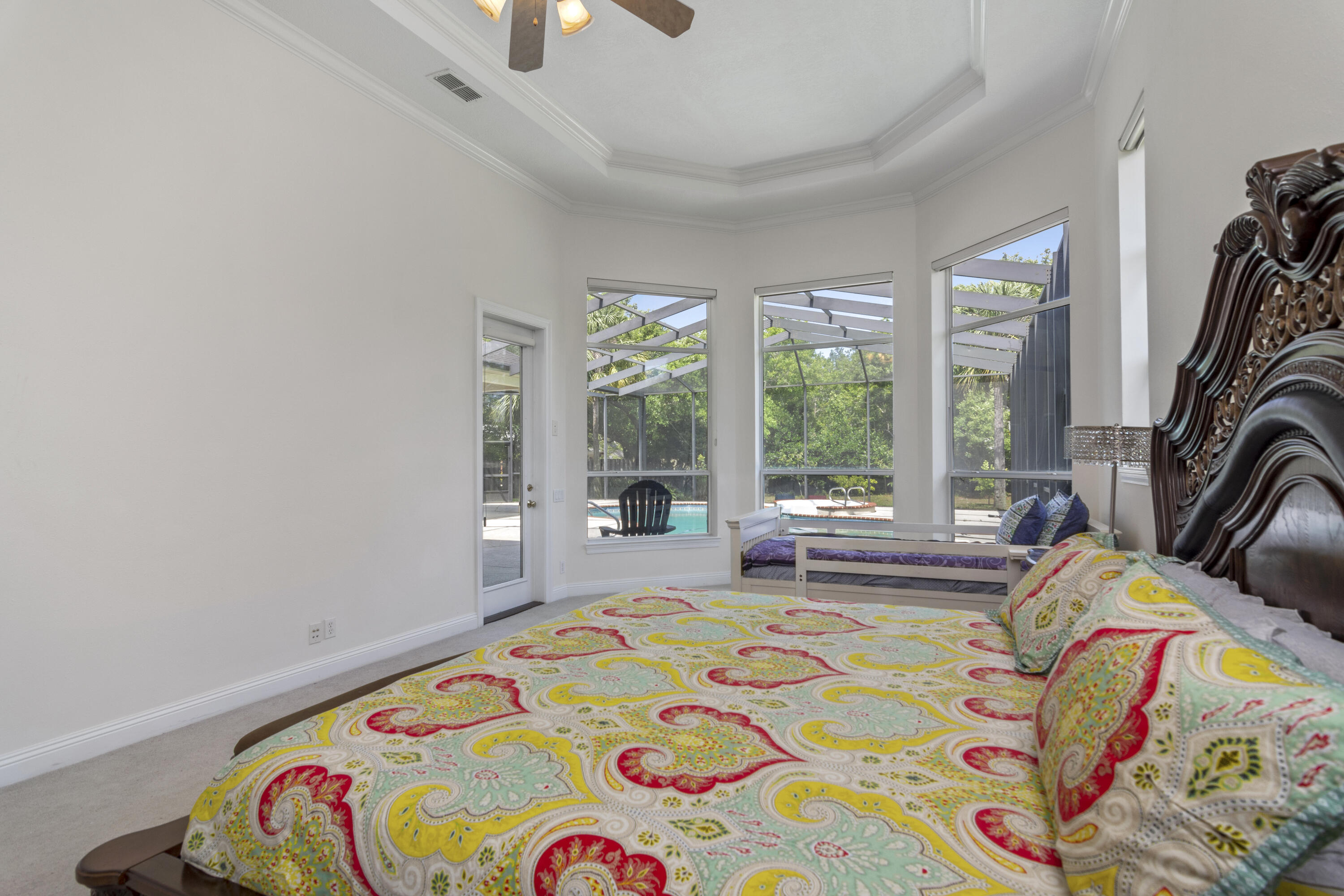 GRAND POINTE - Residential