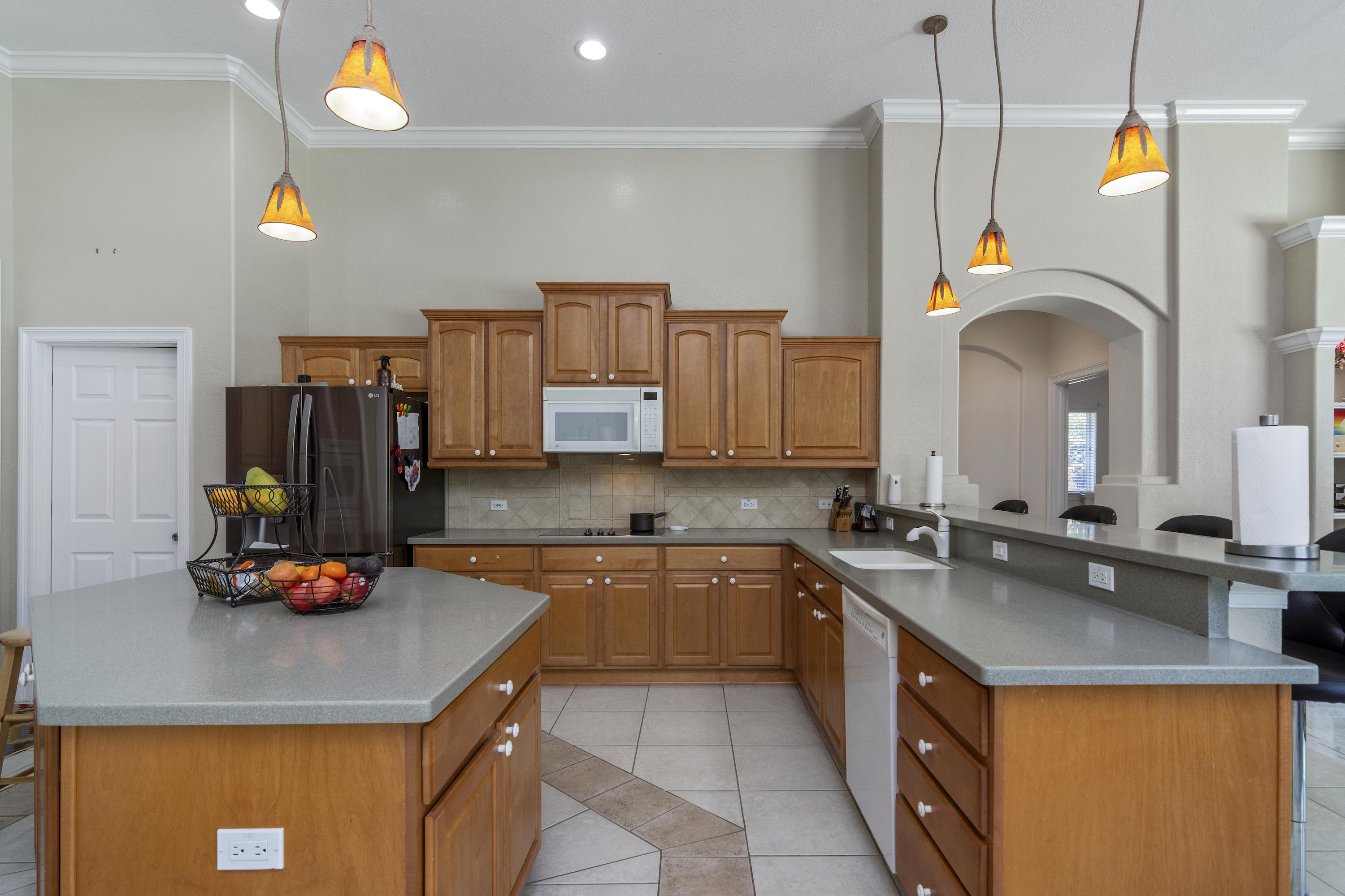 GRAND POINTE - Residential