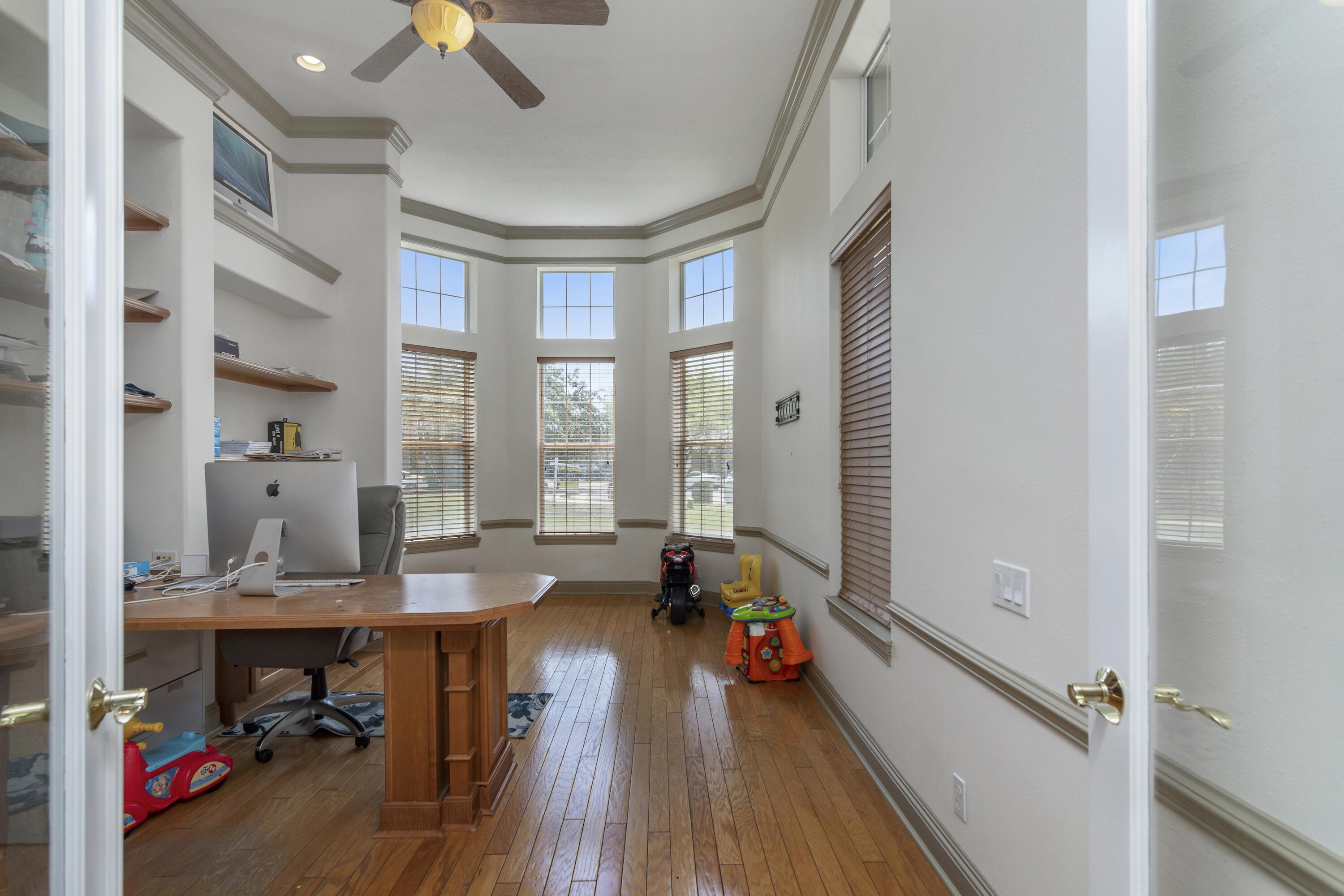 GRAND POINTE - Residential