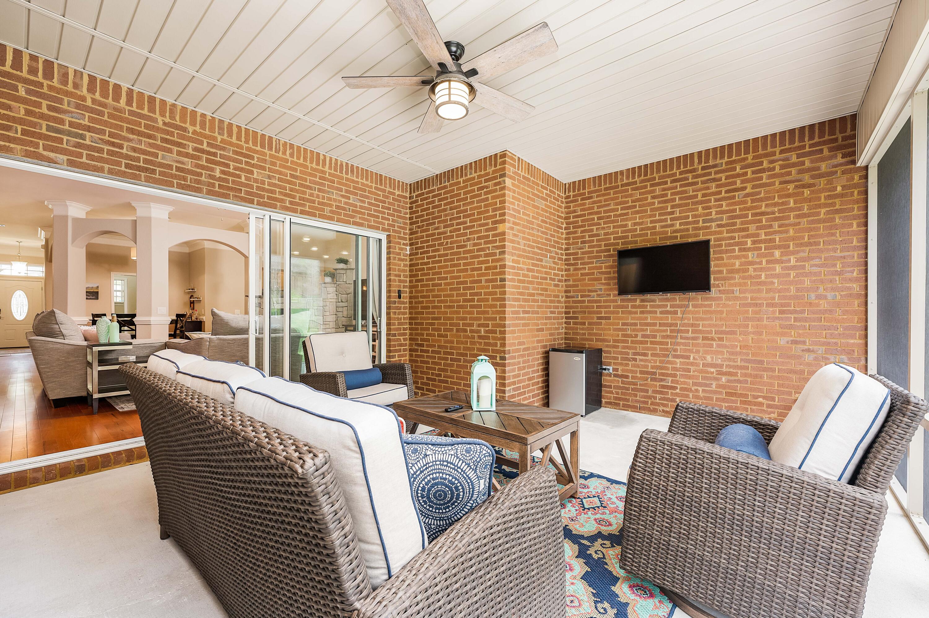 JUNIPER CREEK - Residential