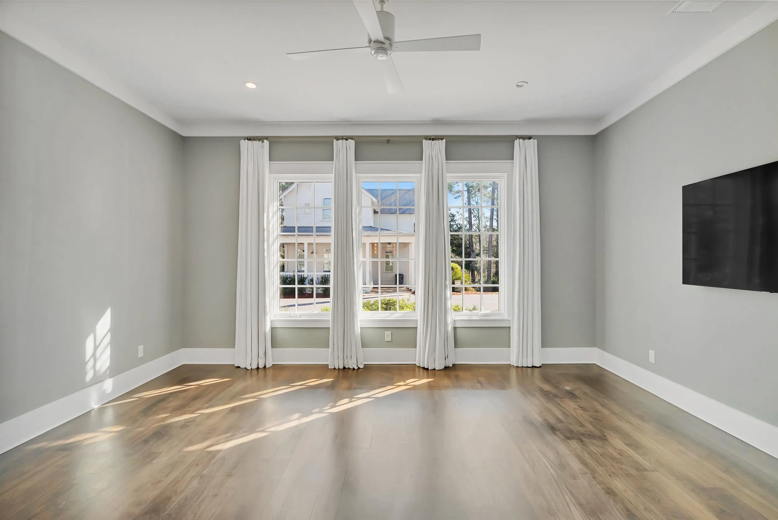 Santa Rosa Beach, Florida, 32459, United States, 4 Bedrooms Bedrooms, ,5 BathroomsBathrooms,Residential,Active,1749531