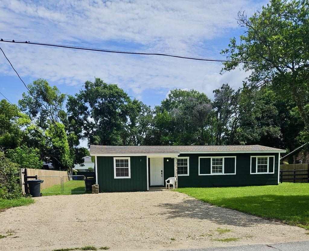 Check out this updated home! This 3-bedroom home is centrally located in Fort Walton Beach and has had many updates throughout. You will notice the open floor plan as soon as you enter the front door. The open kitchen is perfect for entertaining and making gourmet meals and the dining area is large enough to seat many guests. The home has tile throughout the home (NO CARPET)! The three bedrooms are spacious, and the bathroom has plenty of storage. You will also find an enclosed laundry room in this home. The backyard is level and fenced for privacy. Make an appointment to see this home today!