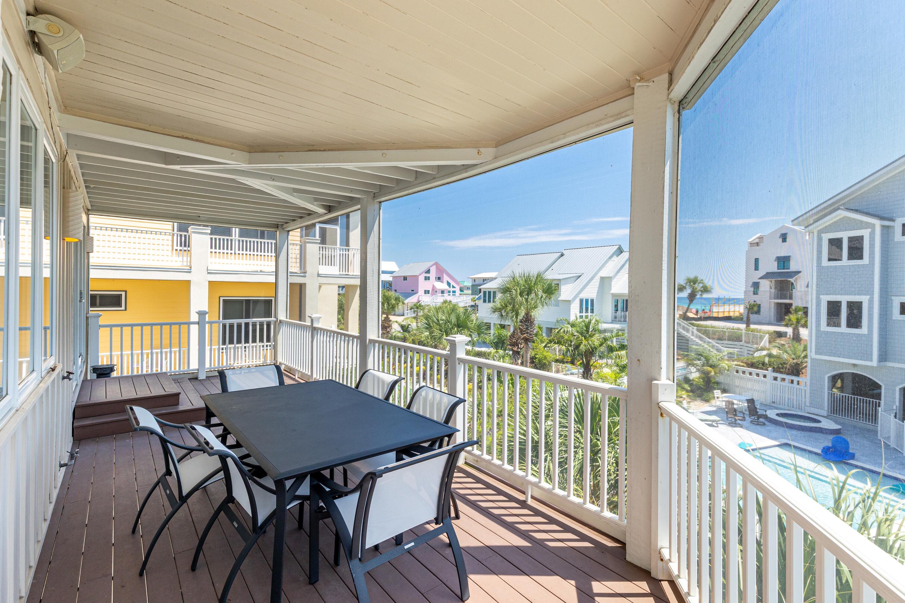 GULF TRACE - Residential