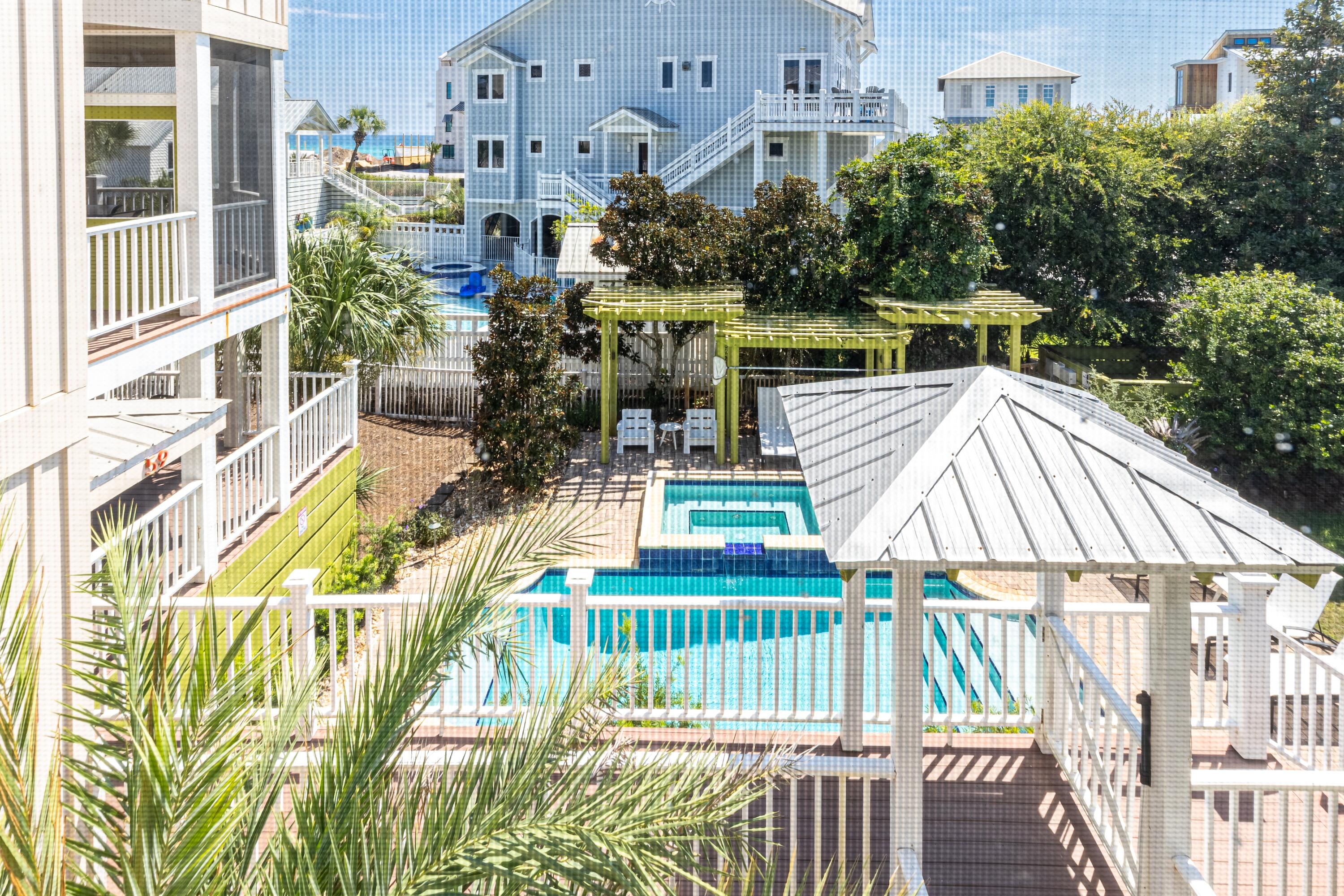 GULF TRACE - Residential