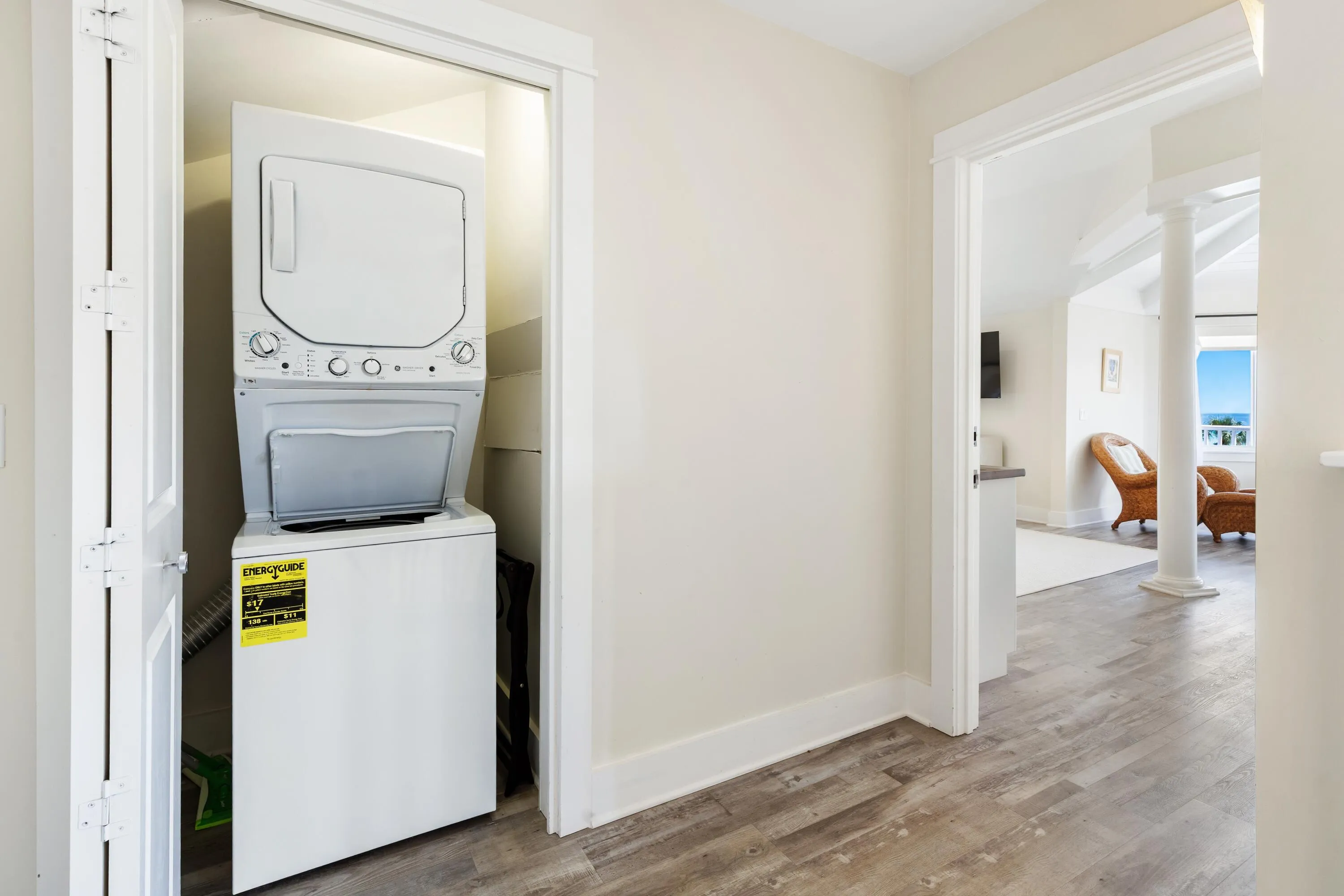 Santa Rosa Beach, Florida 32459, United States, 4 Bedrooms Bedrooms, ,5 BathroomsBathrooms,Residential,Active,204726