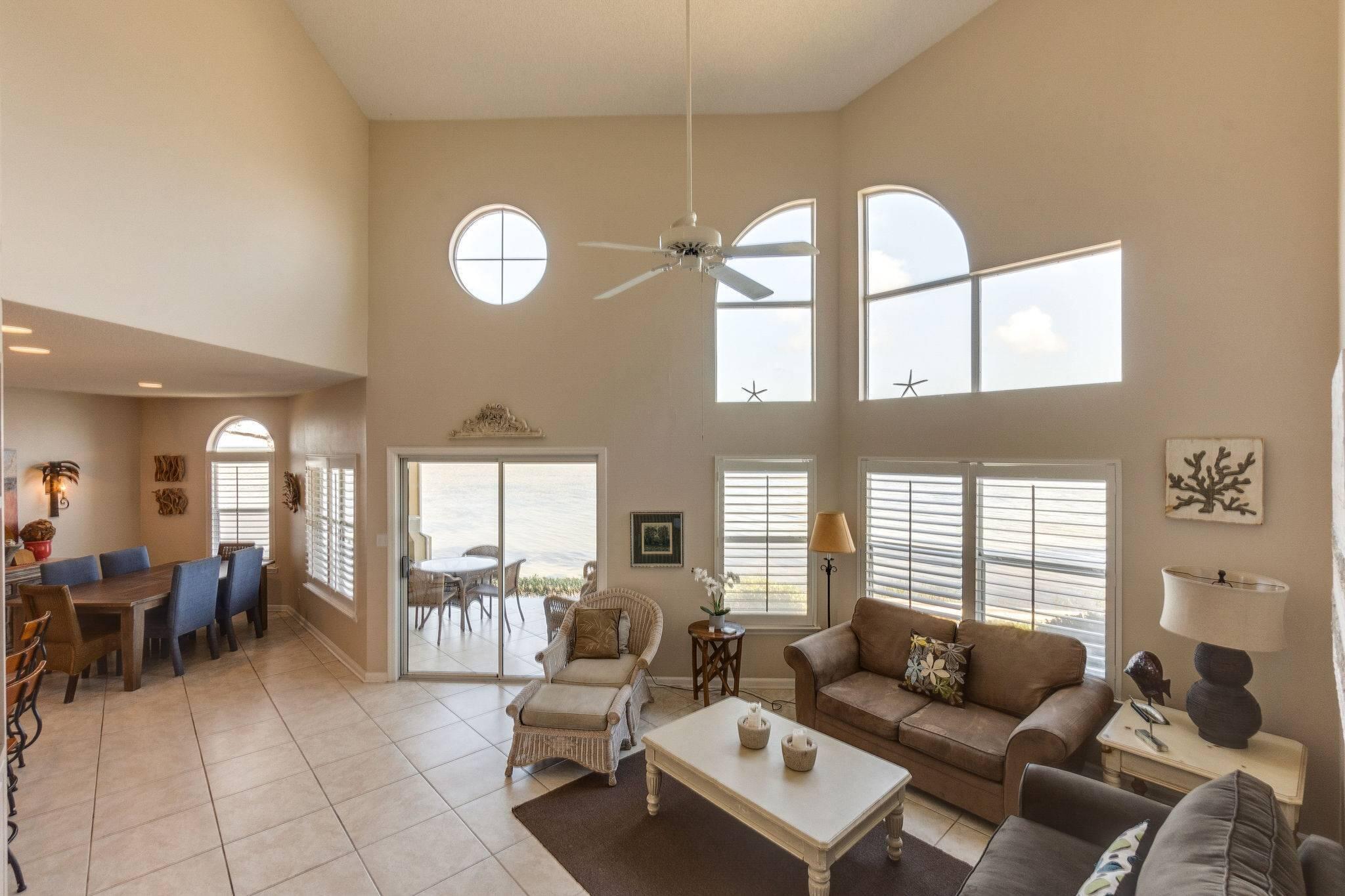 NORTH SHORE T/H - Residential