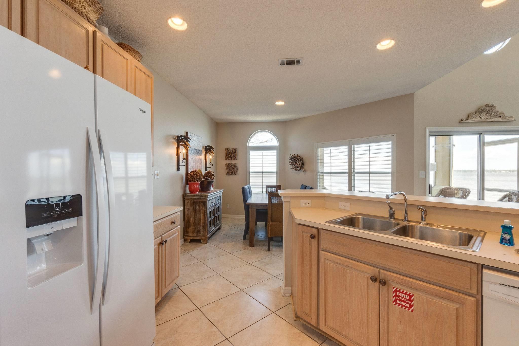 NORTH SHORE T/H - Residential