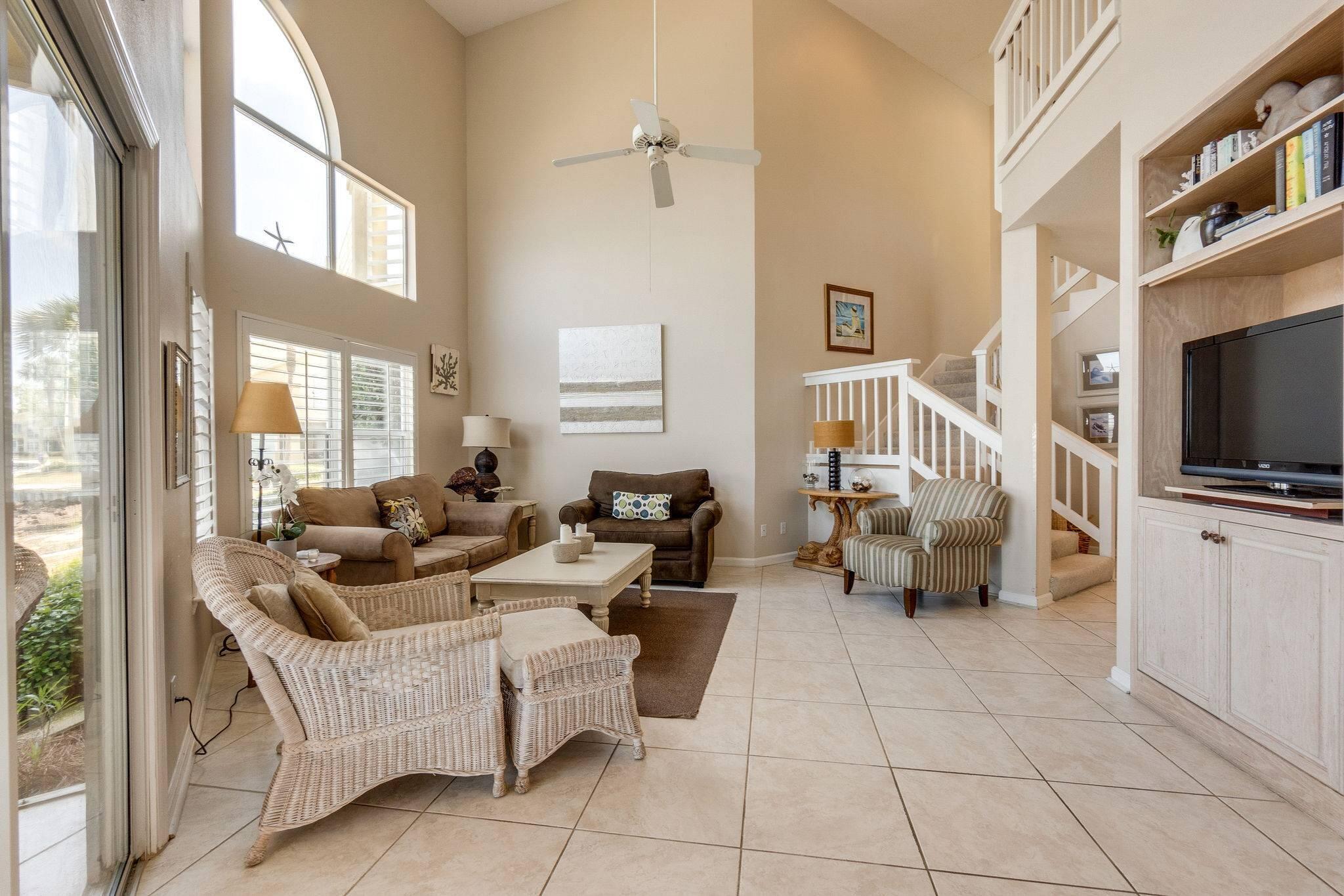 NORTH SHORE T/H - Residential